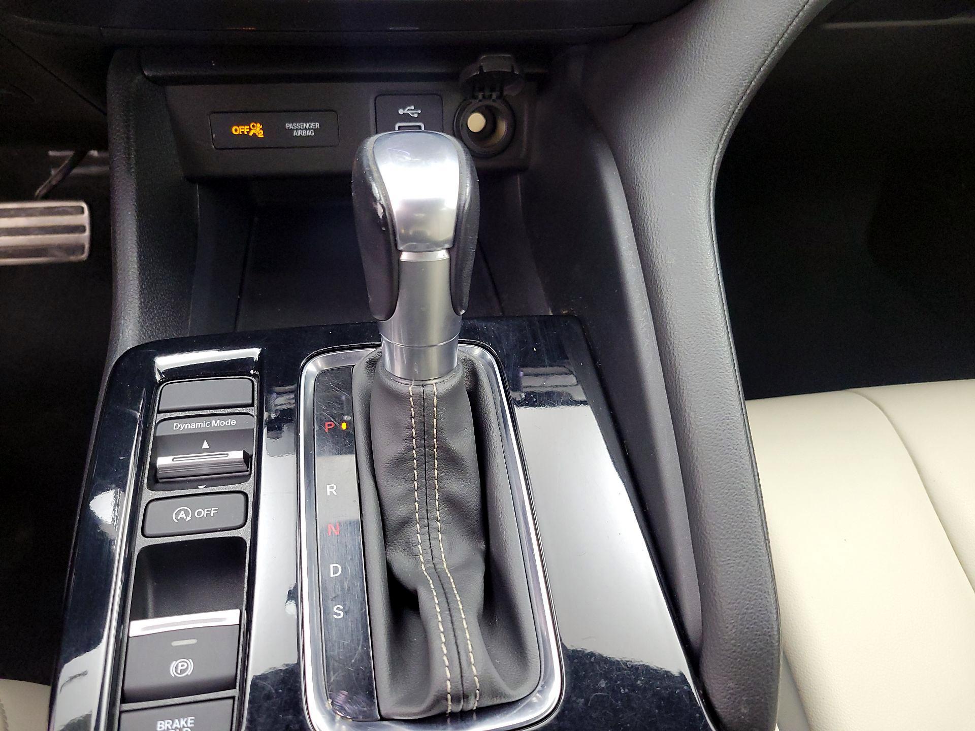 Thumbnail: 2023 Acura Integra - 17