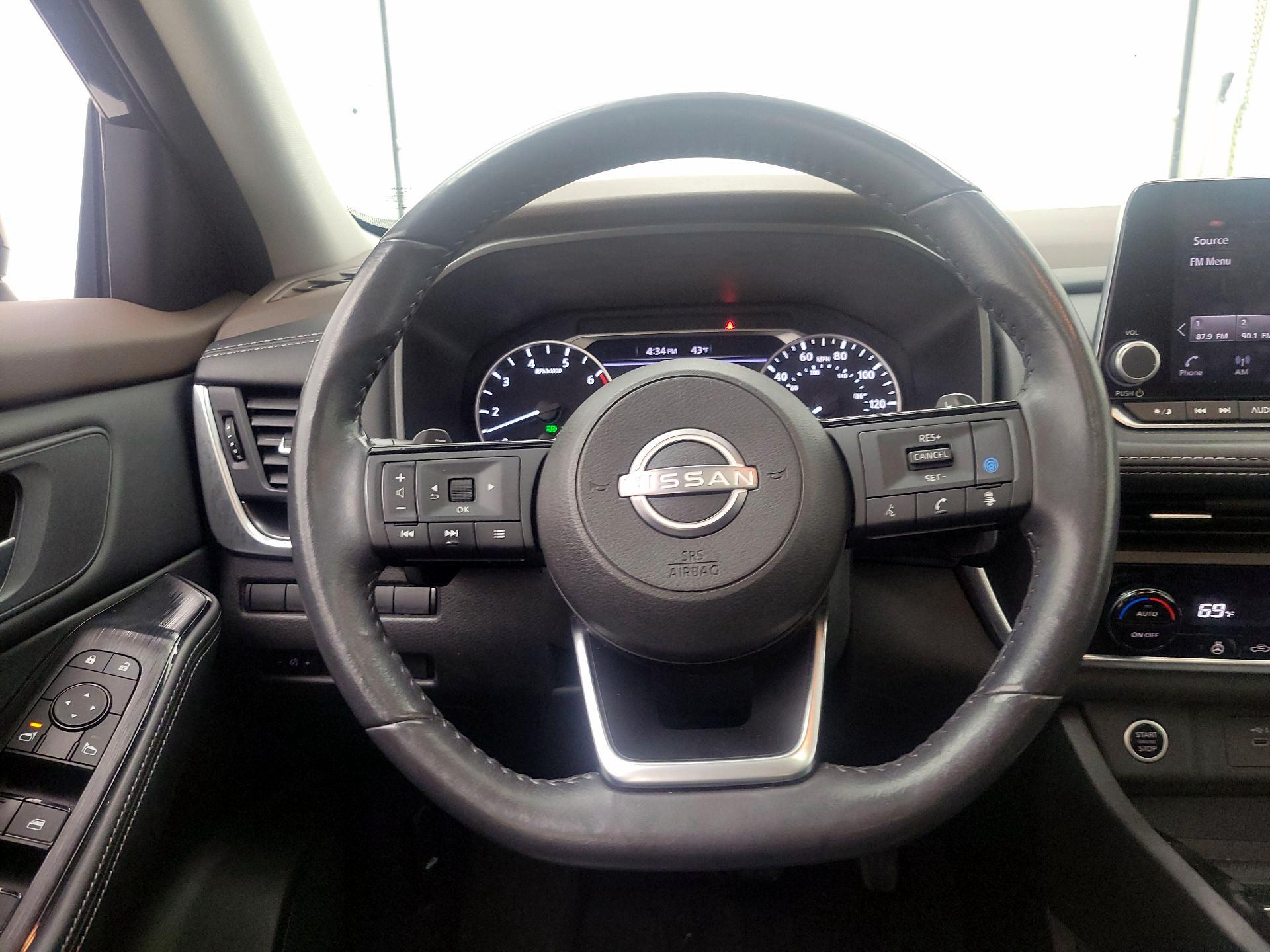 Thumbnail: 2023 Nissan Rogue - 10