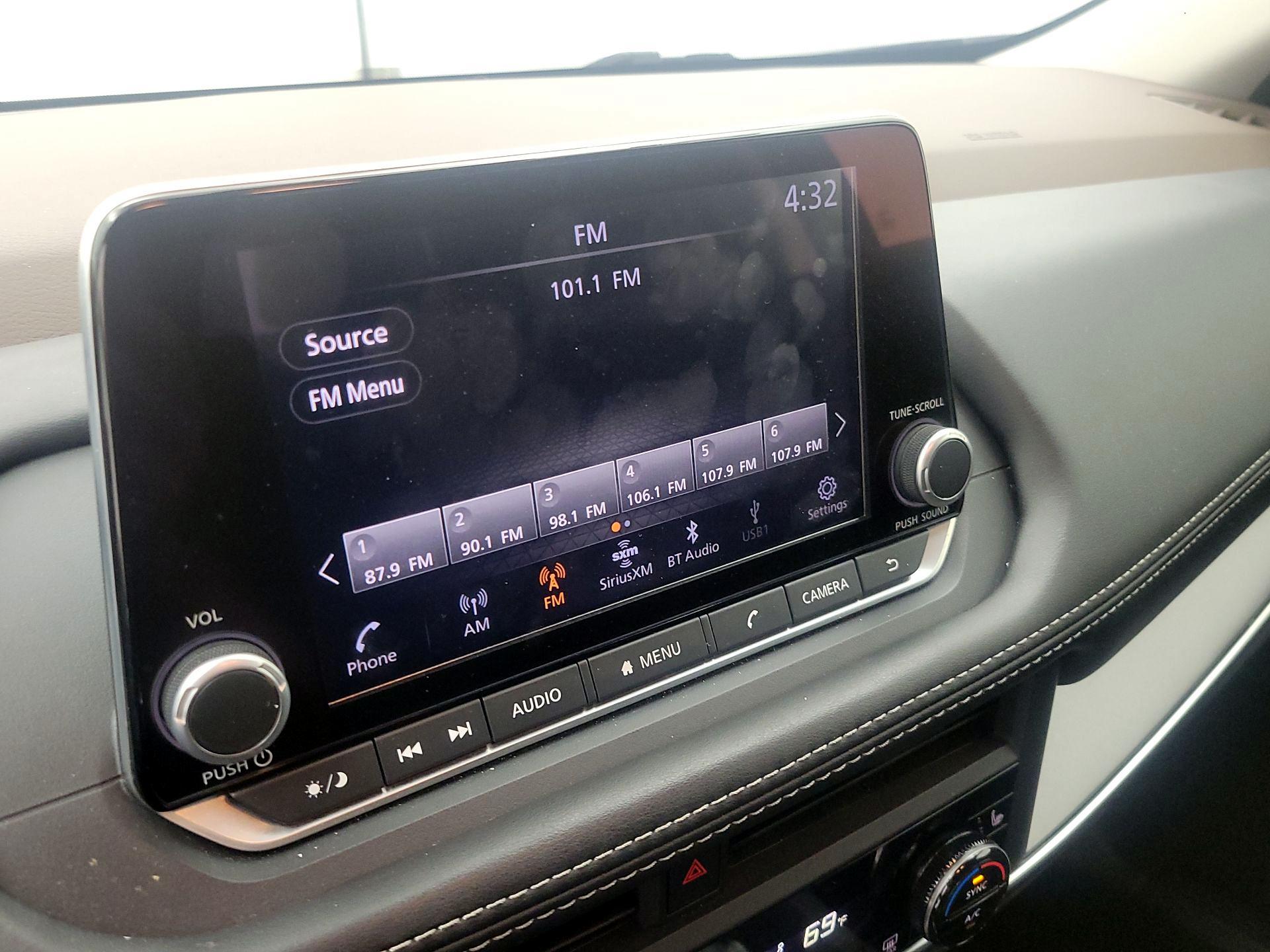 Thumbnail: 2023 Nissan Rogue - 15