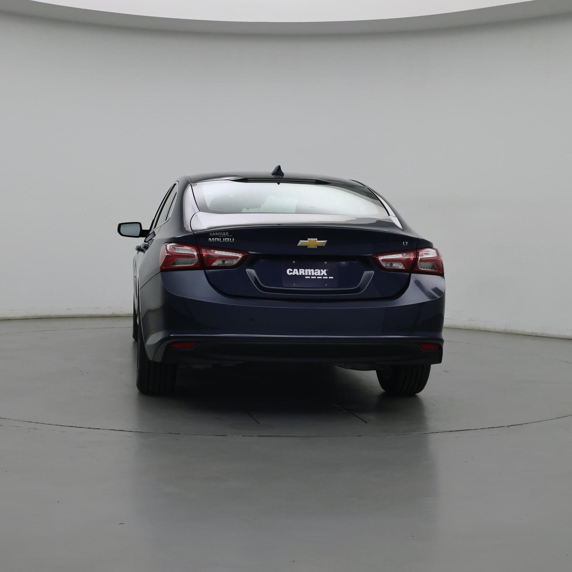 Thumbnail: 2022 Chevrolet Malibu - 6