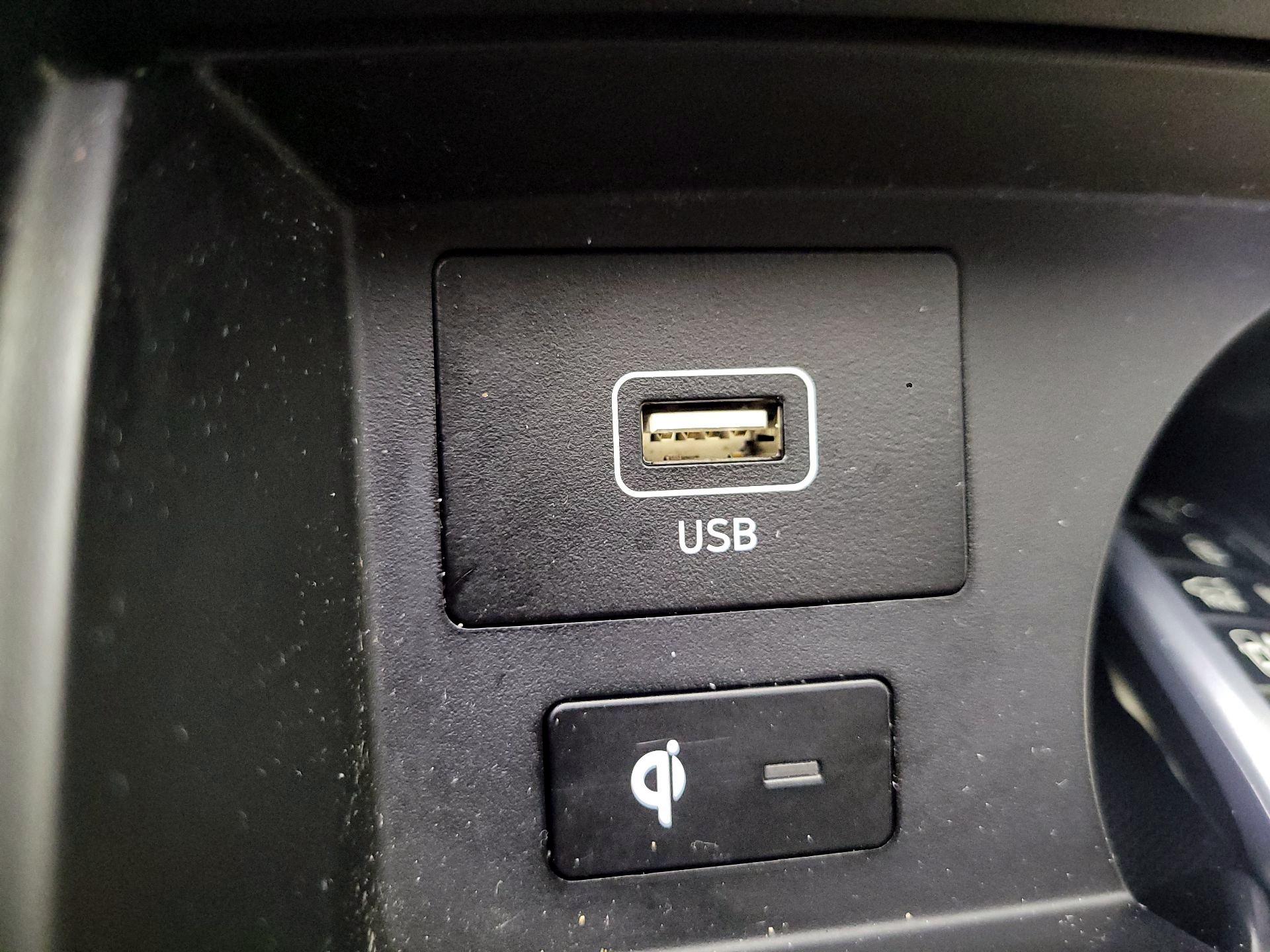 Thumbnail: 2023 Hyundai Santa Fe - 17