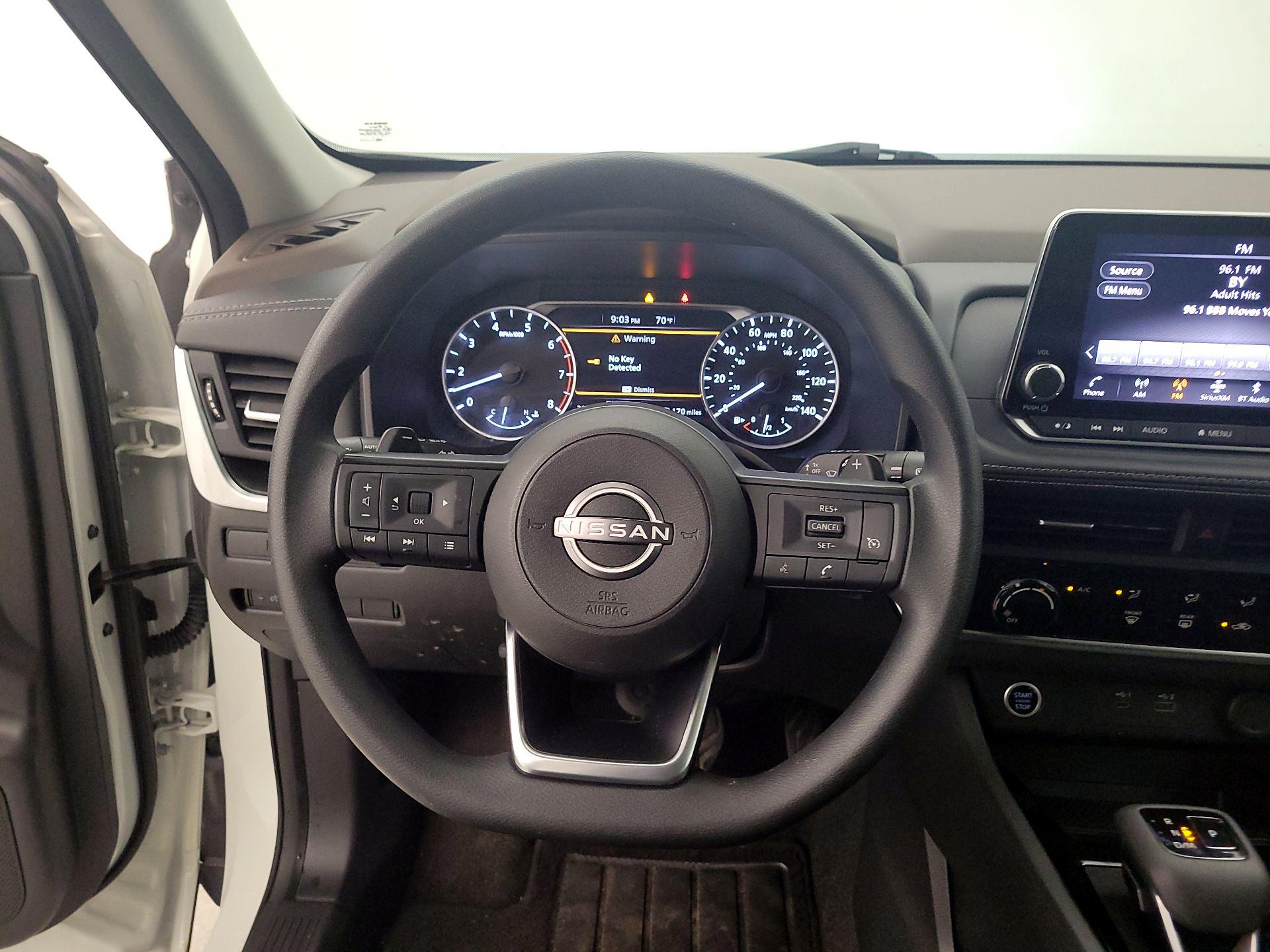 Thumbnail: 2023 Nissan Rogue - 10