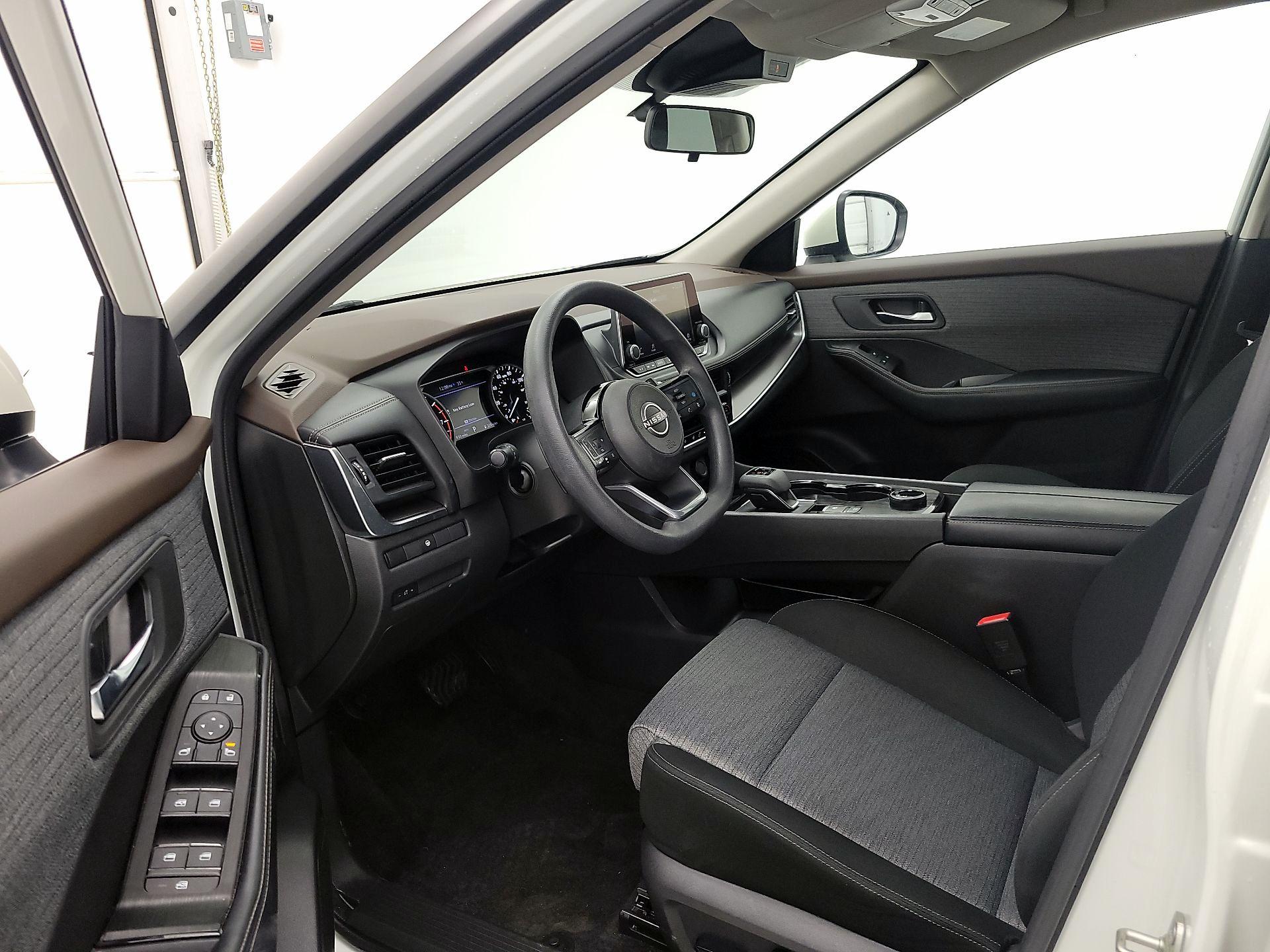 Thumbnail: 2023 Nissan Rogue - 11