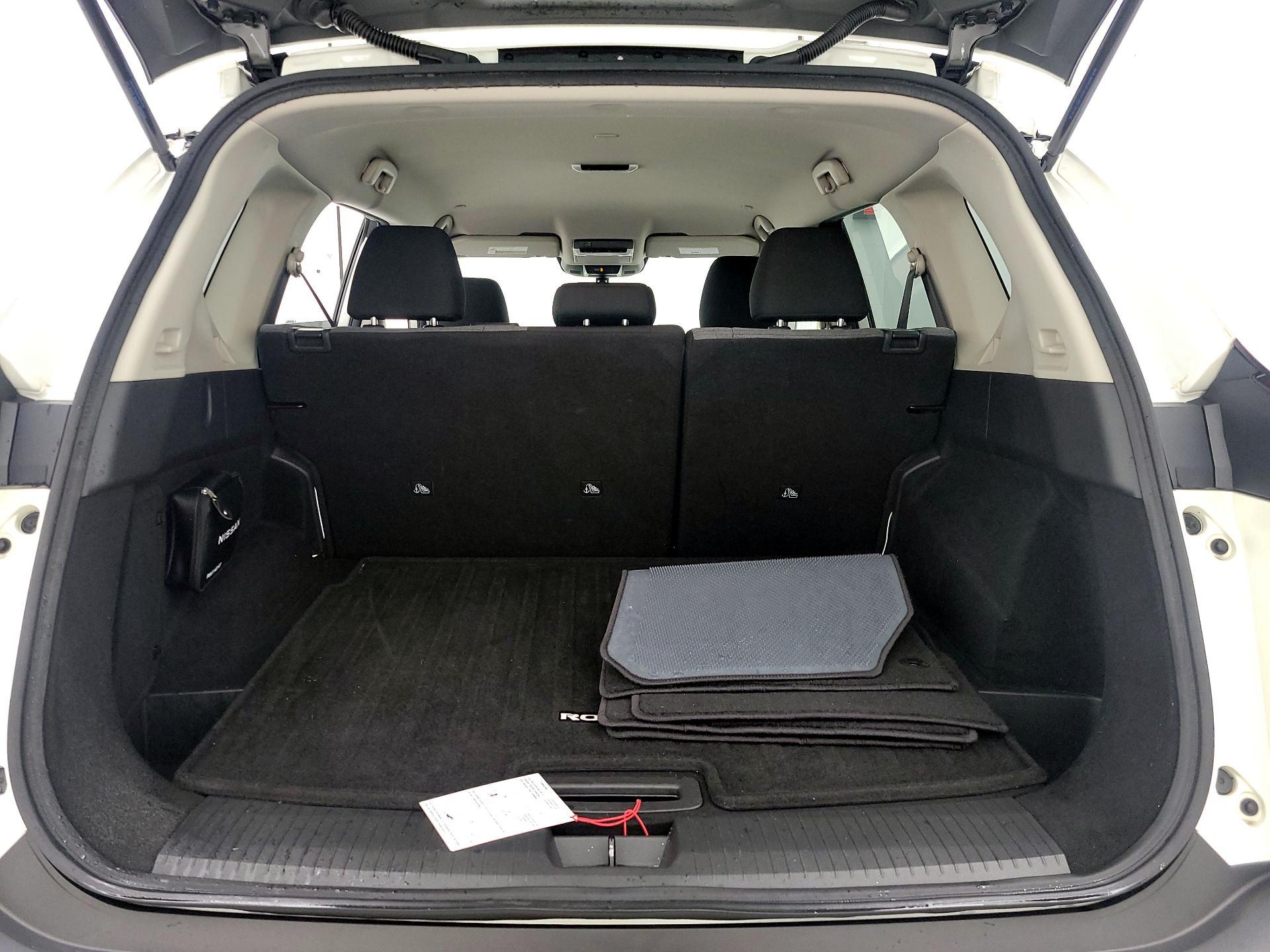 Thumbnail: 2023 Nissan Rogue - 20