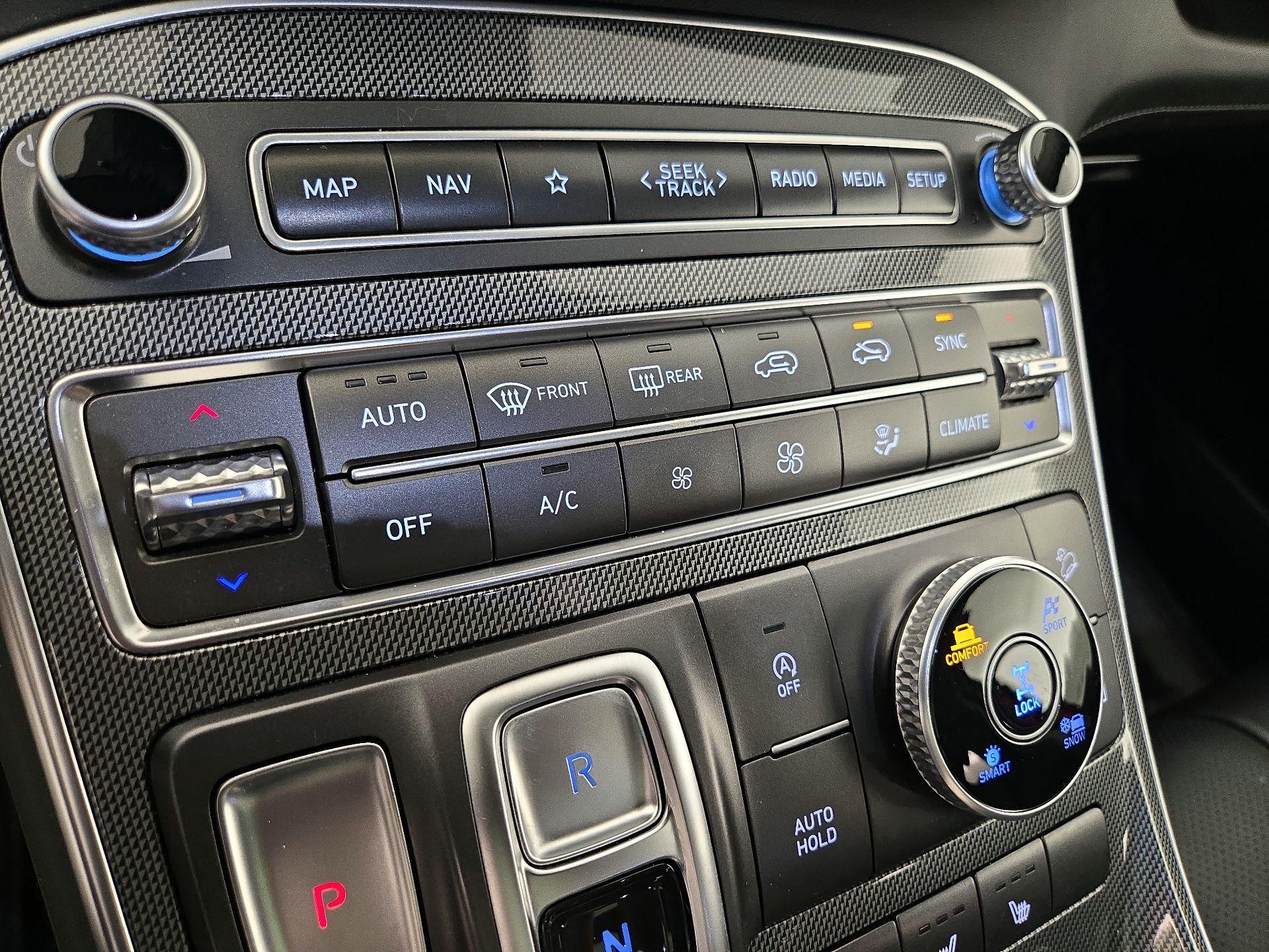 Thumbnail: 2023 Hyundai Santa Fe - 17