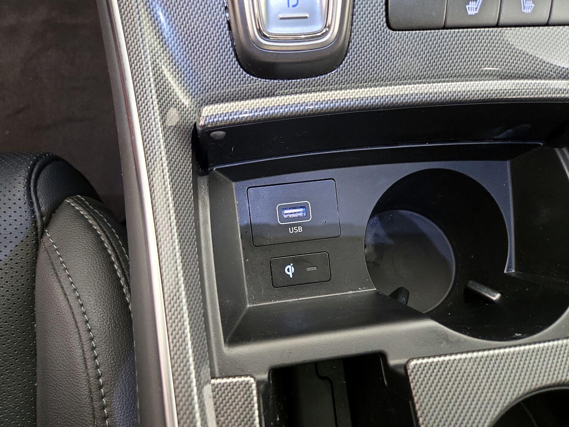 Thumbnail: 2023 Hyundai Santa Fe - 19