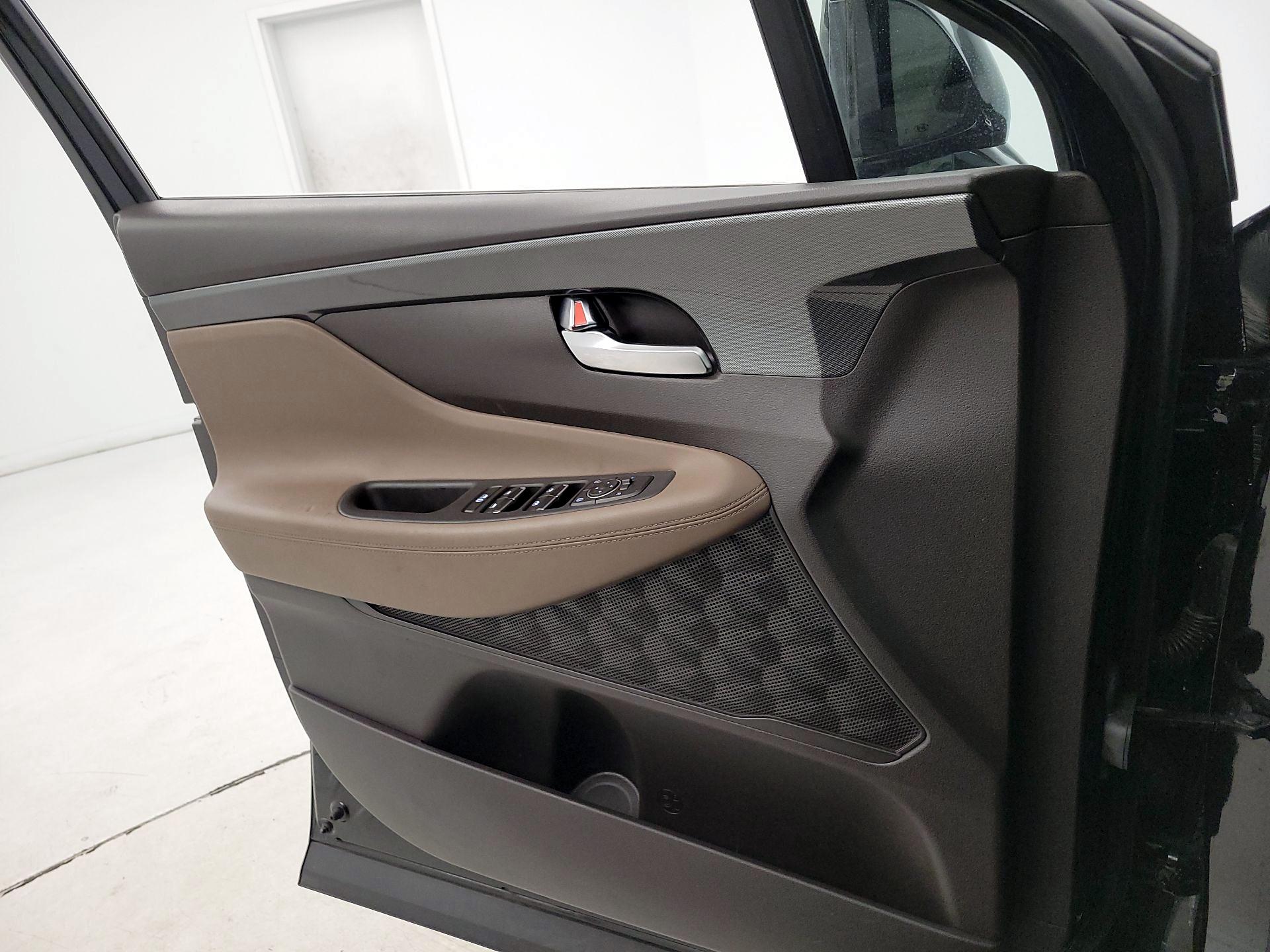 Thumbnail: 2022 Hyundai Santa Fe - 12