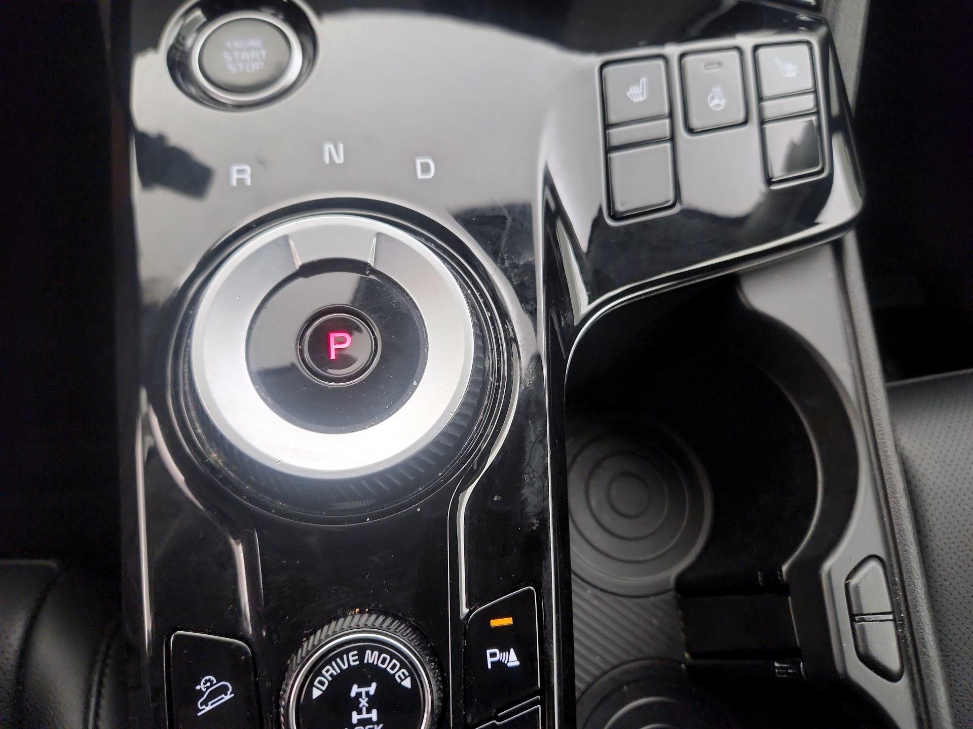 Thumbnail: 2023 Kia Sportage - 18