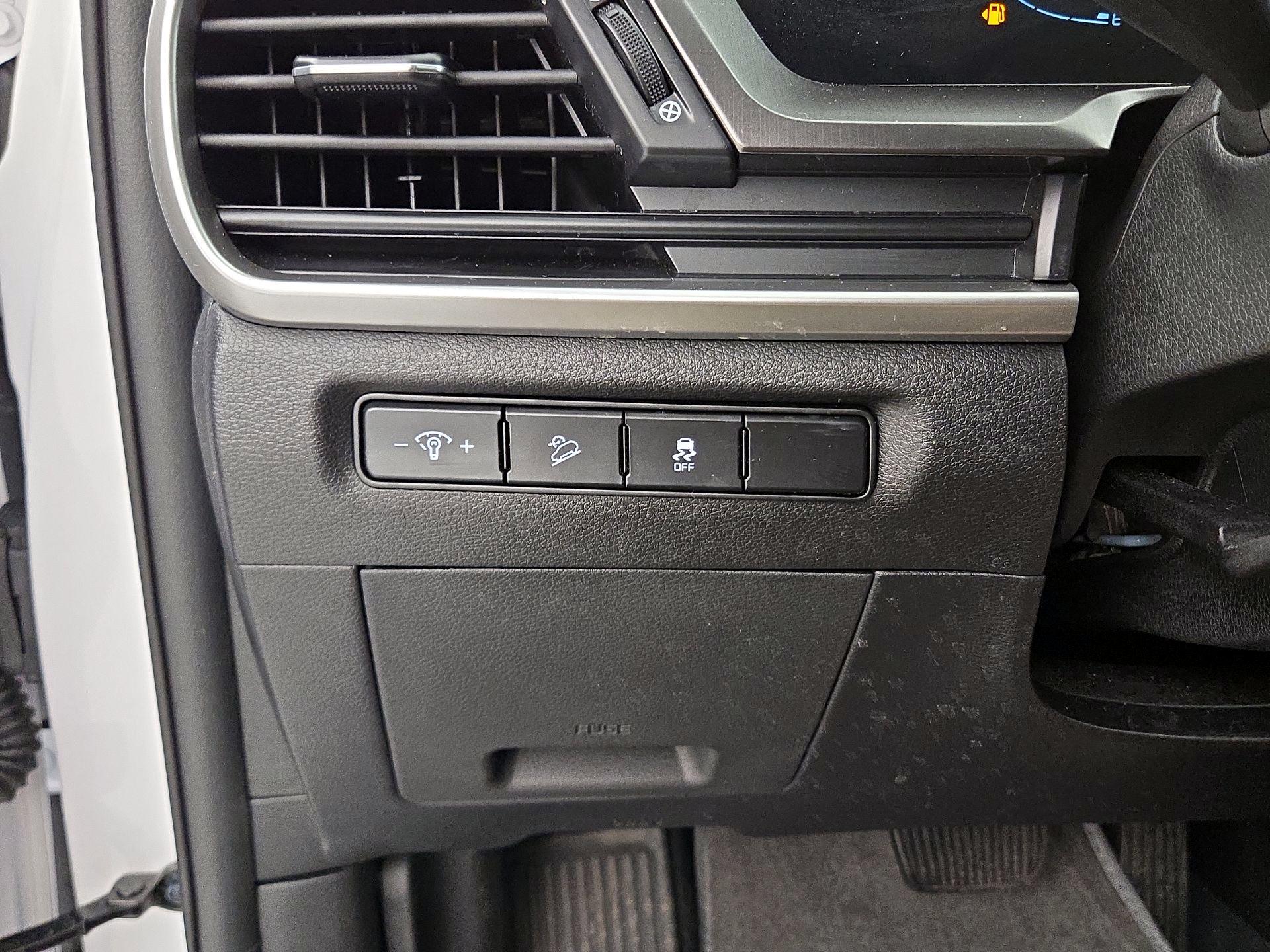 Thumbnail: 2023 Kia Telluride - 13