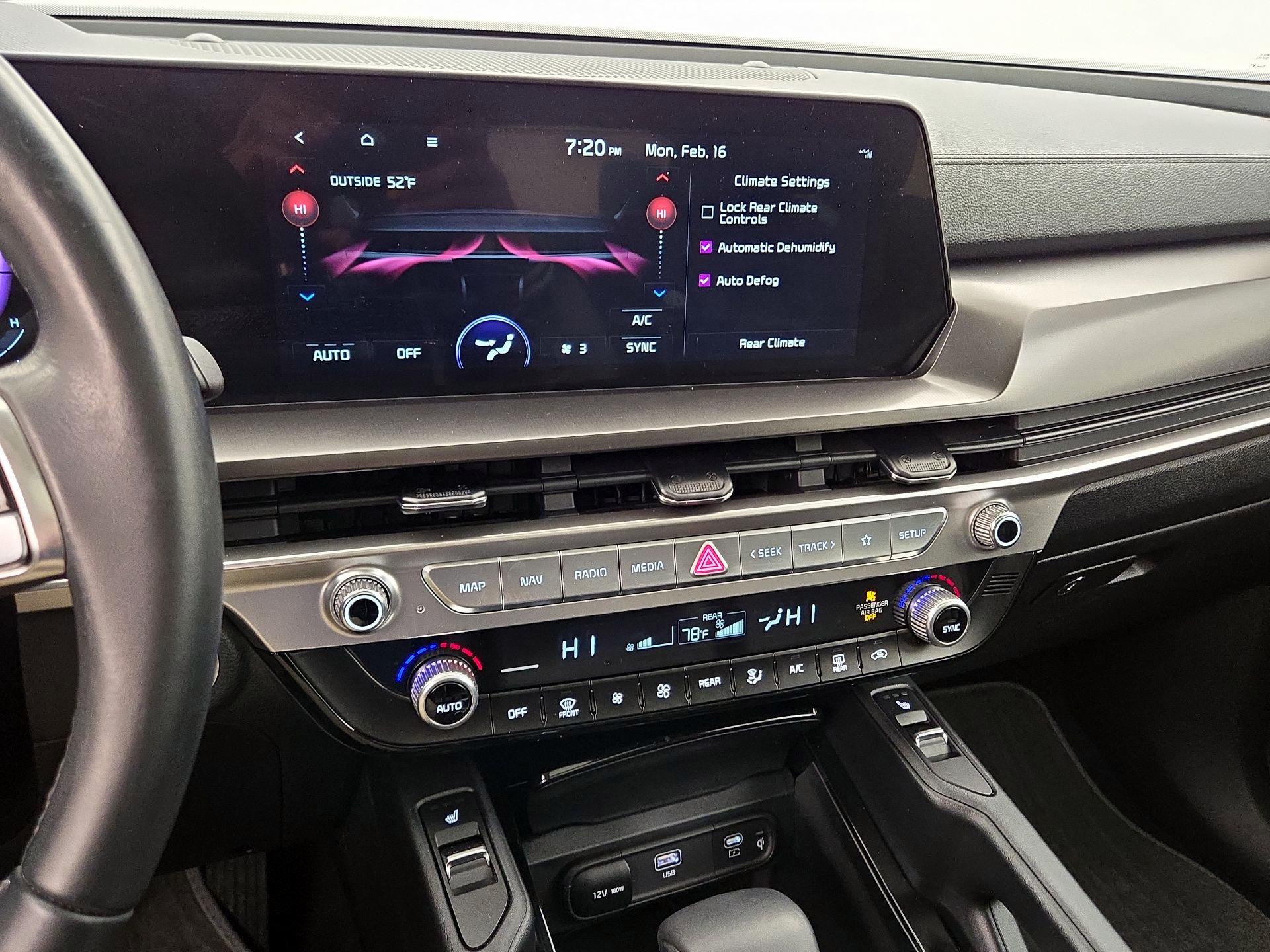 Thumbnail: 2023 Kia Telluride - 17