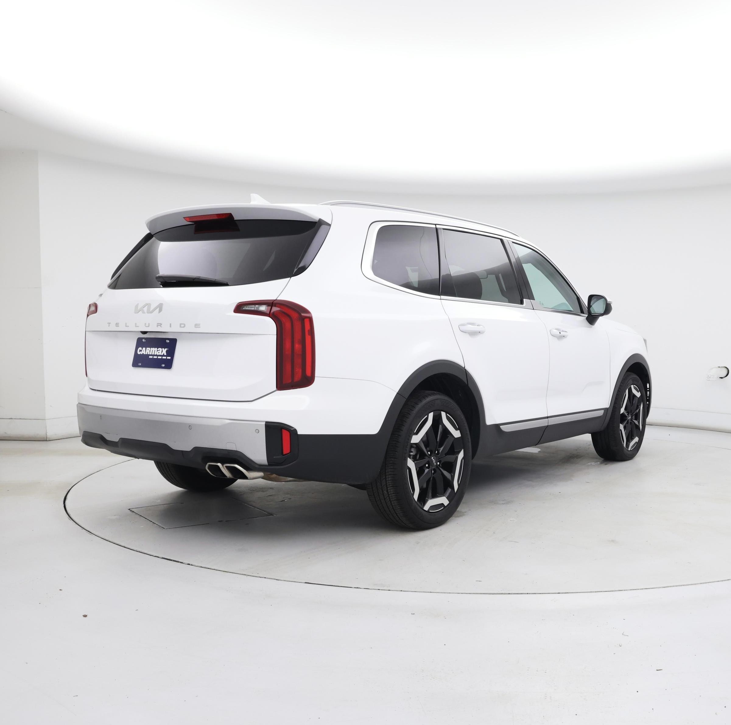 Thumbnail: 2023 Kia Telluride - 8