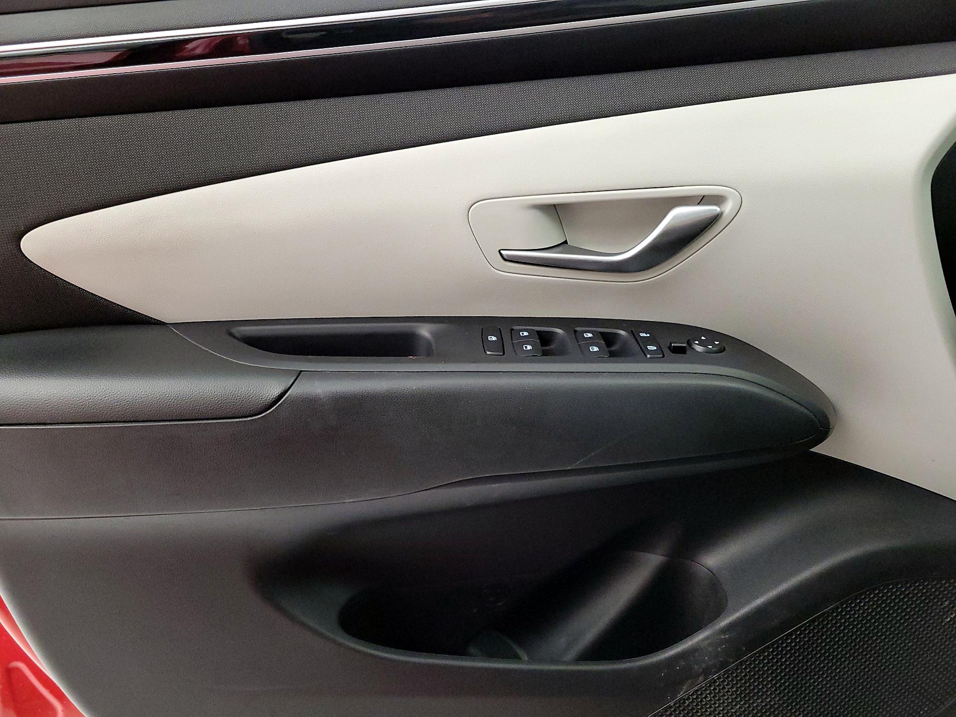 Thumbnail: 2023 Hyundai Tucson - 12