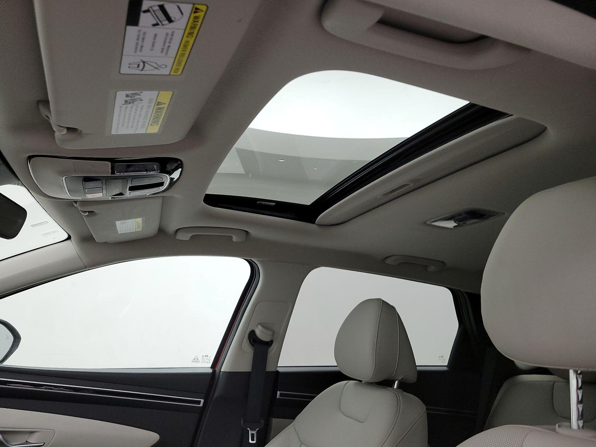 Thumbnail: 2023 Hyundai Tucson - 19