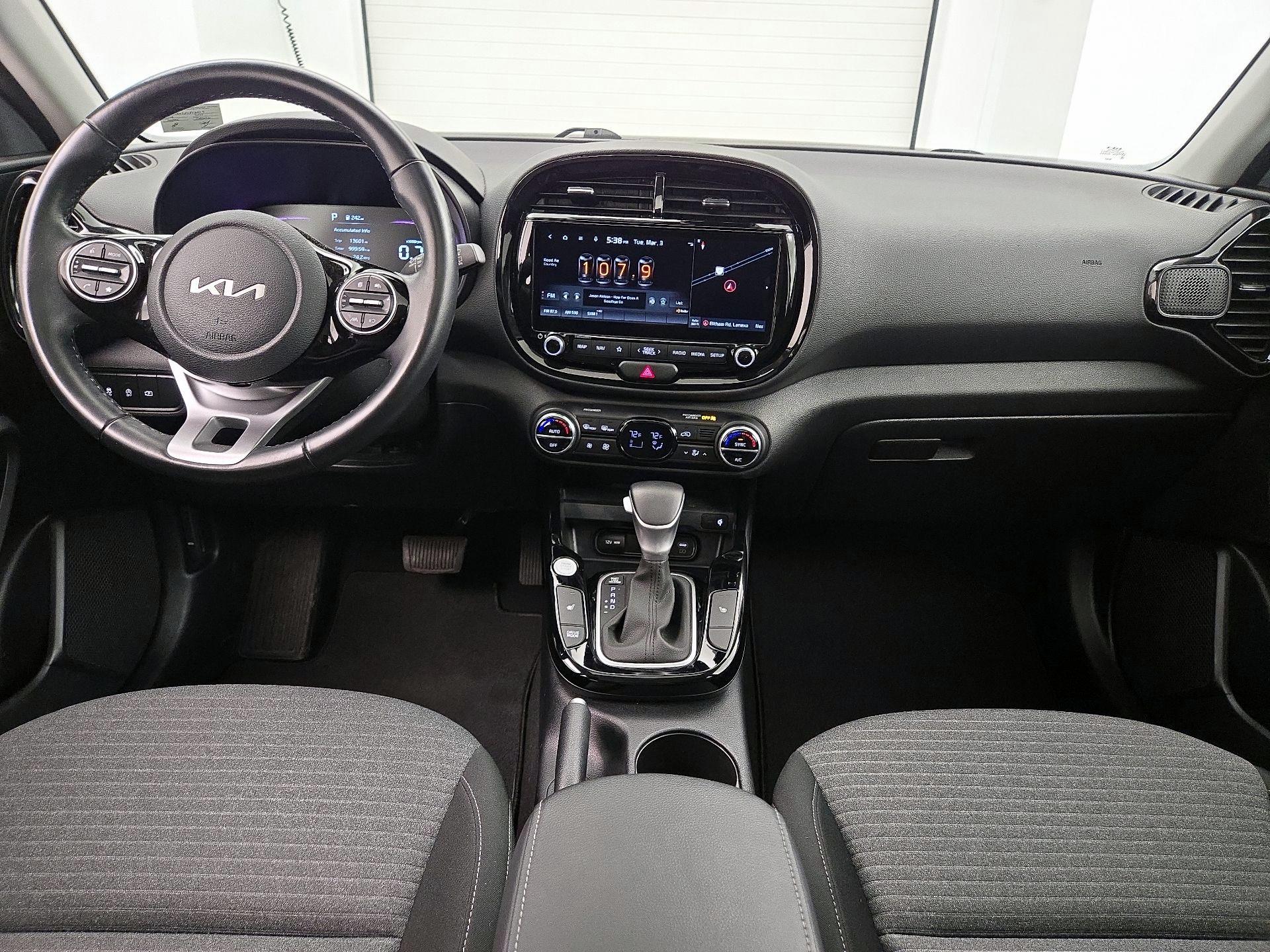 Thumbnail: 2023 Kia Soul - 9