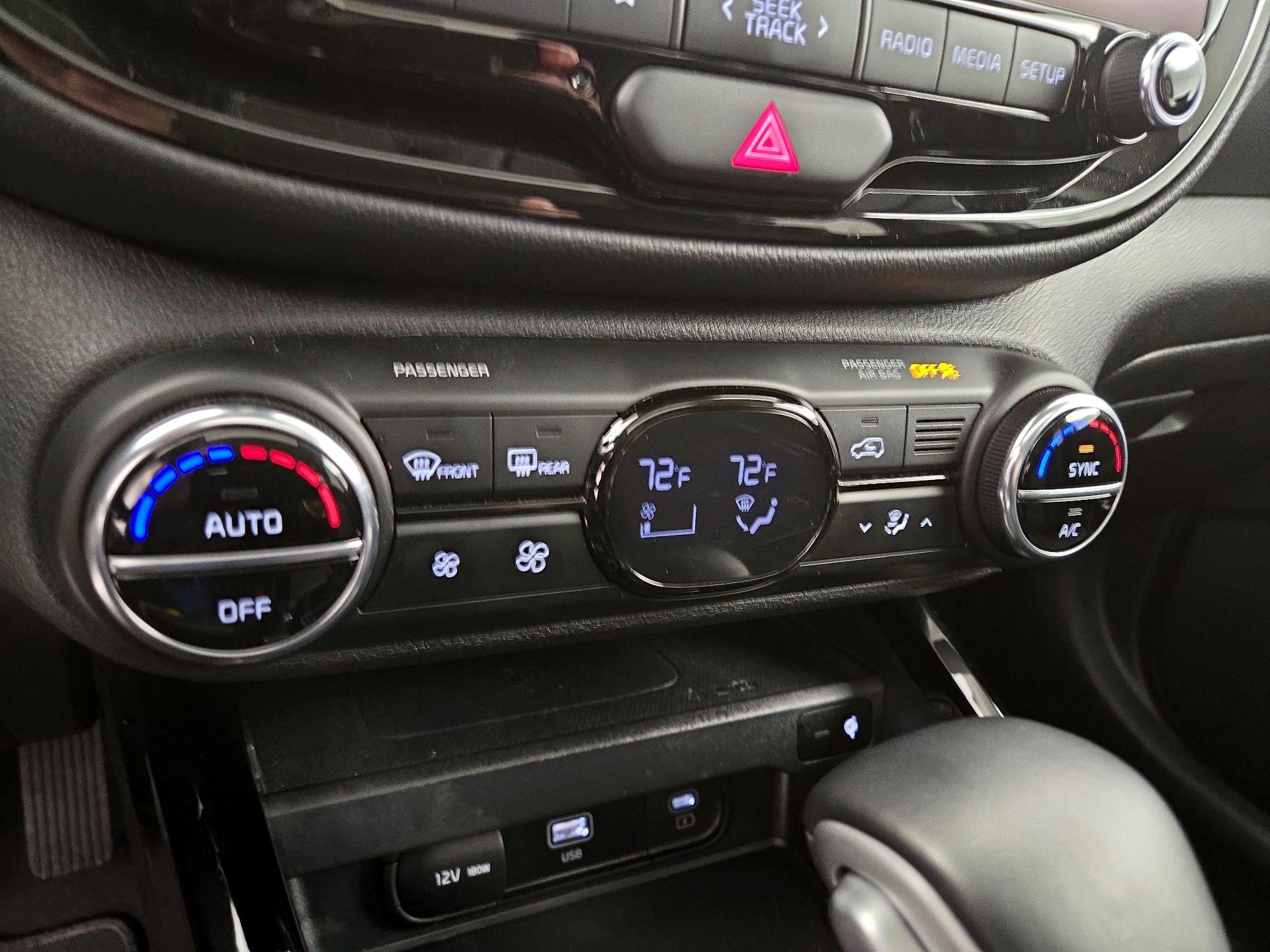 Thumbnail: 2023 Kia Soul - 17