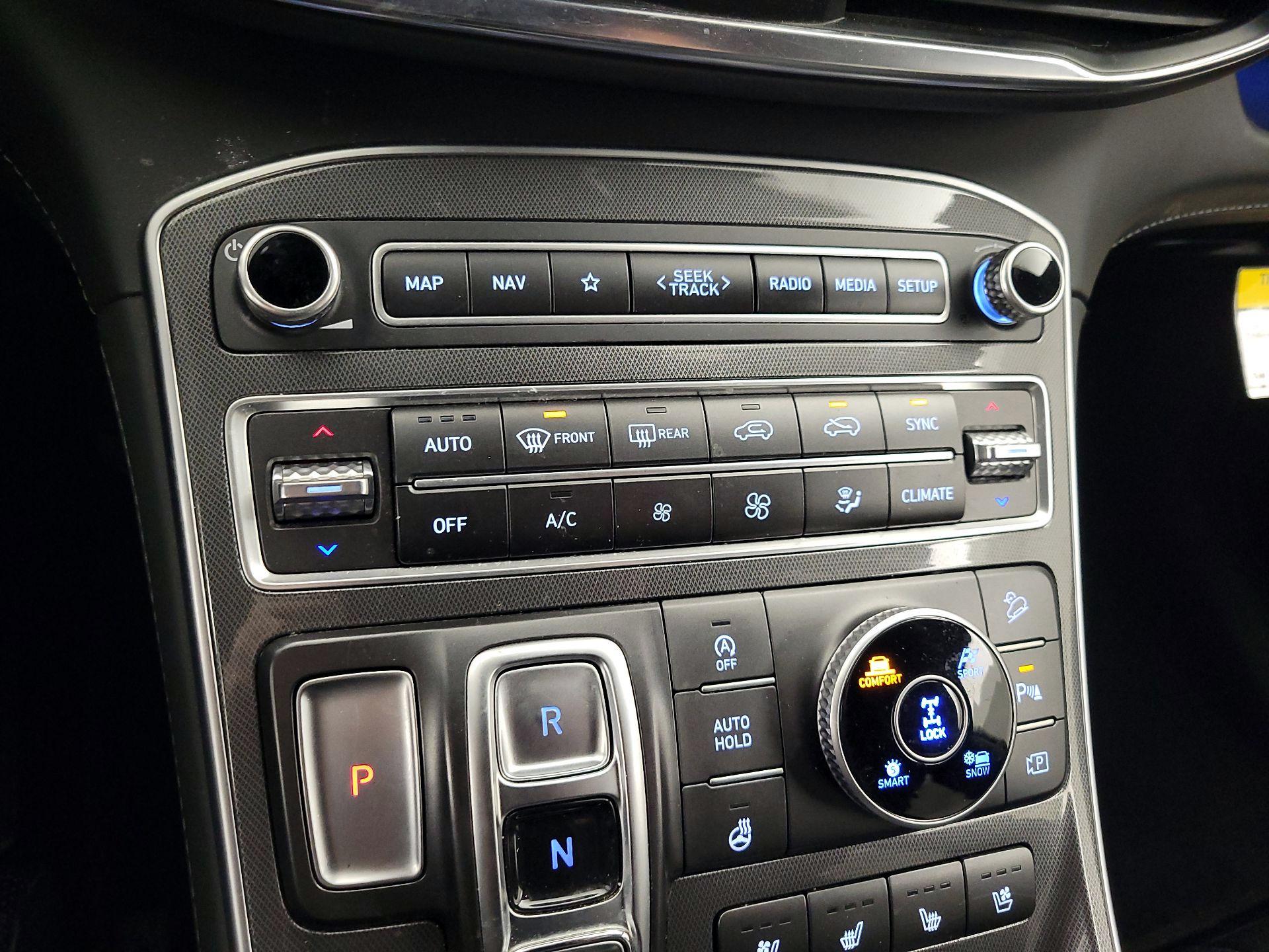 Thumbnail: 2023 Hyundai Santa Fe - 17