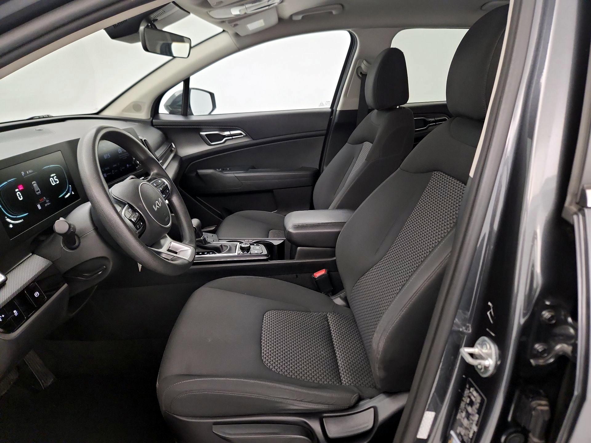 Thumbnail: 2023 Kia Sportage - 11