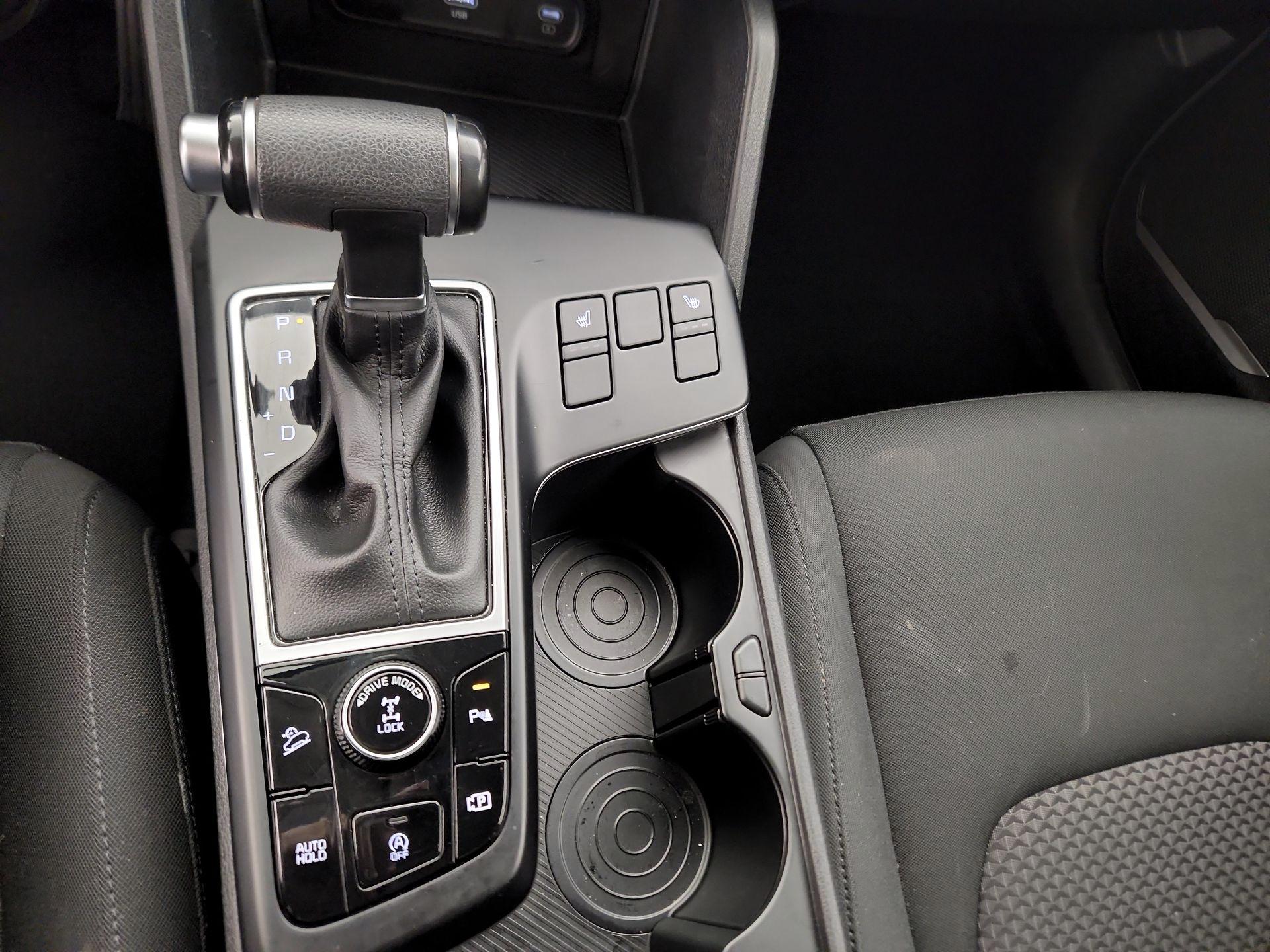 Thumbnail: 2023 Kia Sportage - 17
