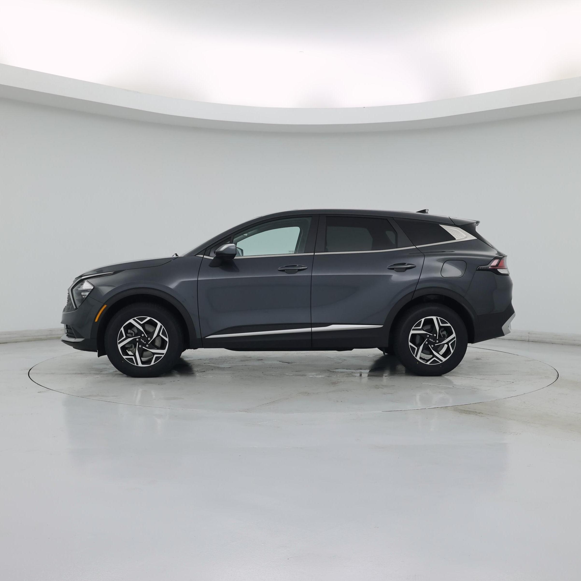 Thumbnail: 2023 Kia Sportage - 3