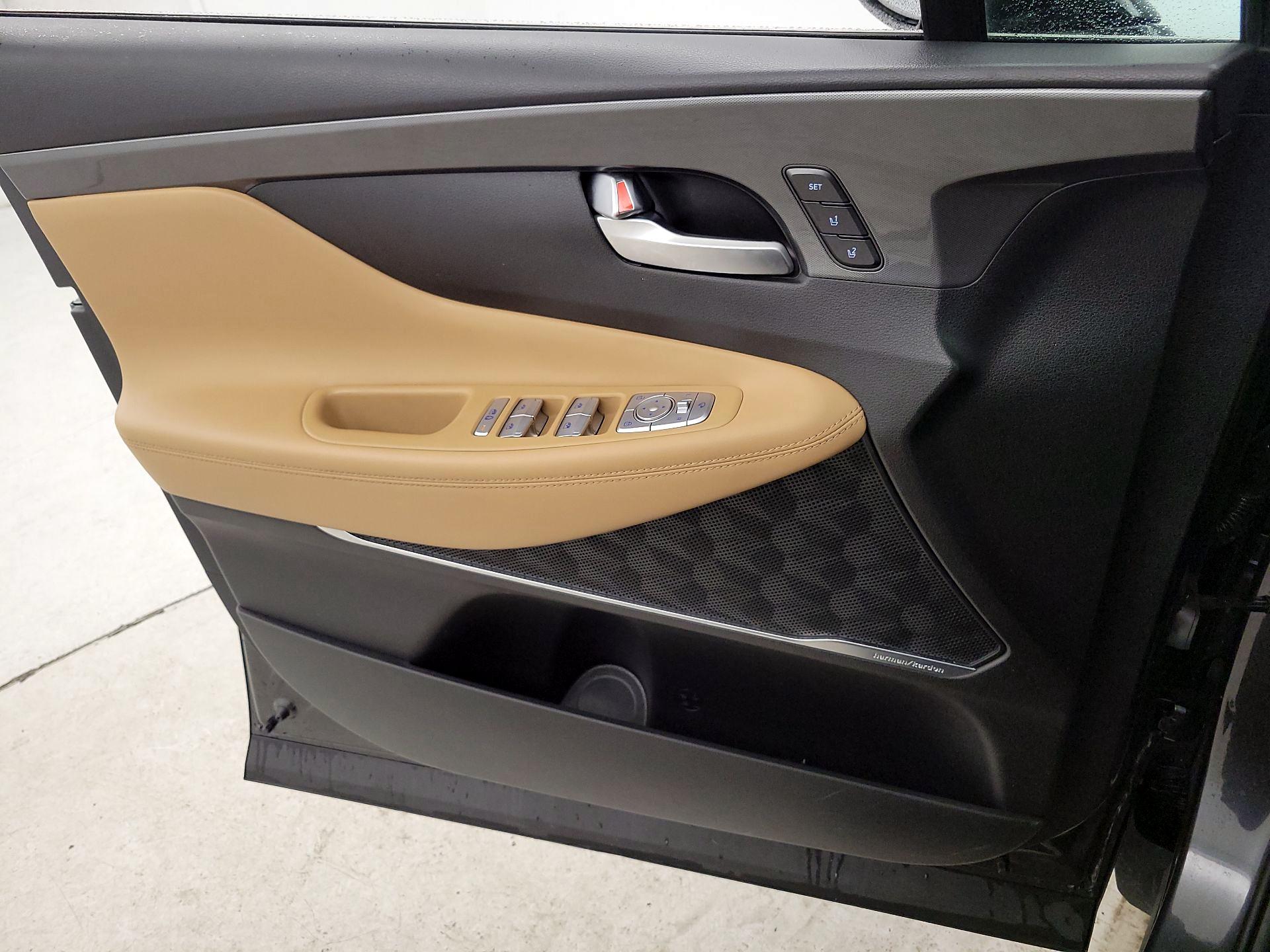 Thumbnail: 2023 Hyundai Santa Fe - 12