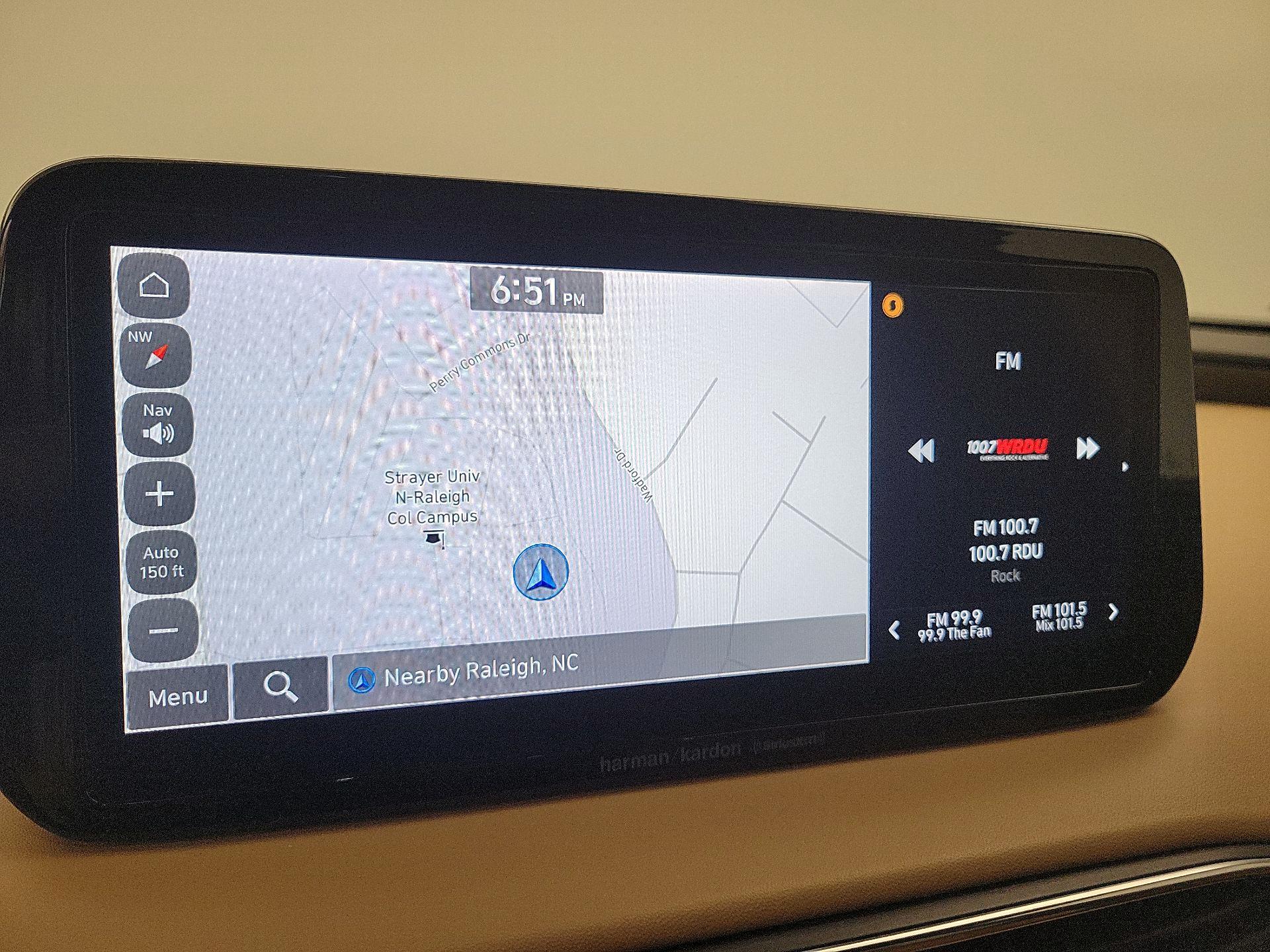 Thumbnail: 2023 Hyundai Santa Fe - 14