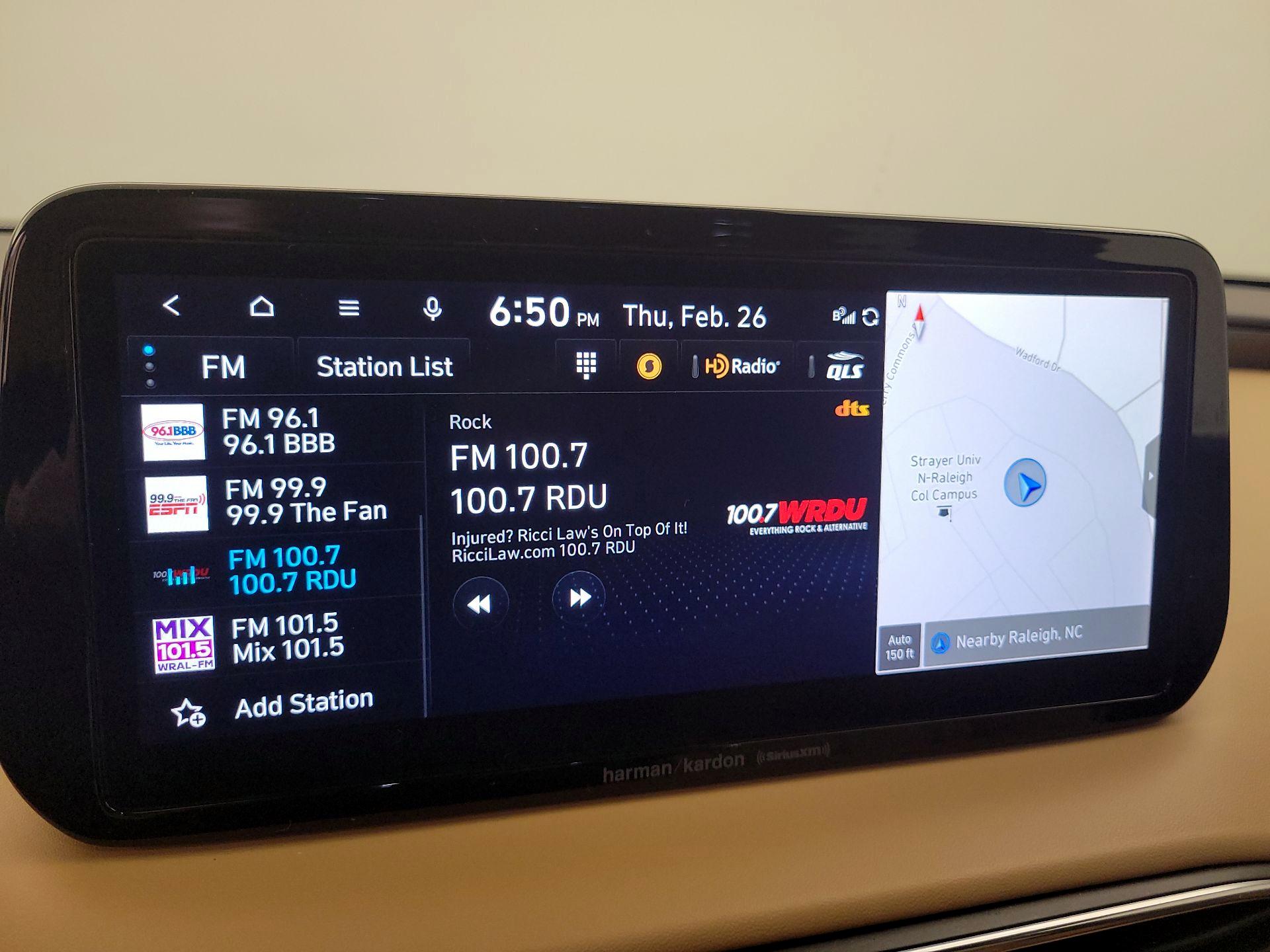 Thumbnail: 2023 Hyundai Santa Fe - 16