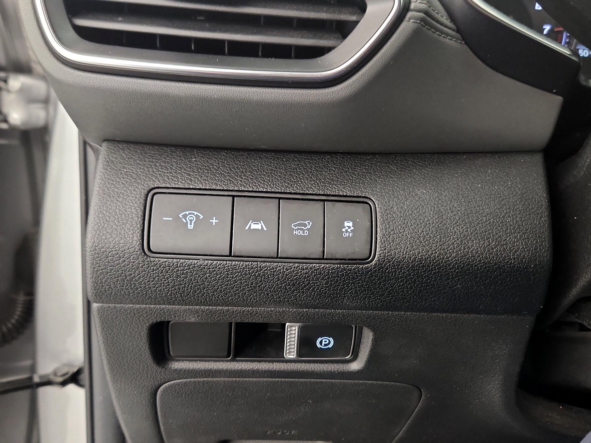 Thumbnail: 2023 Hyundai Santa Fe - 13