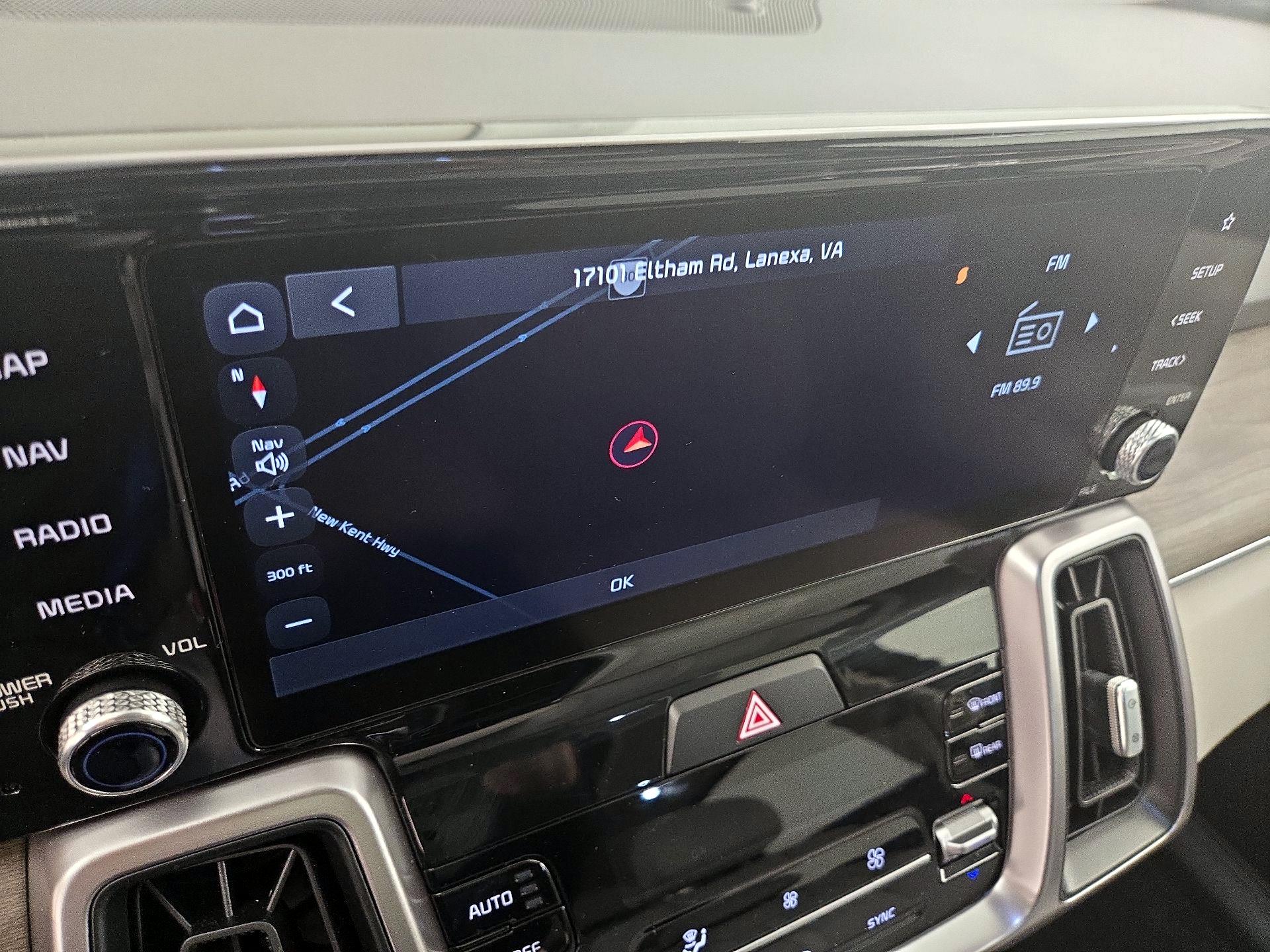 Thumbnail: 2023 Kia Sorento - 14