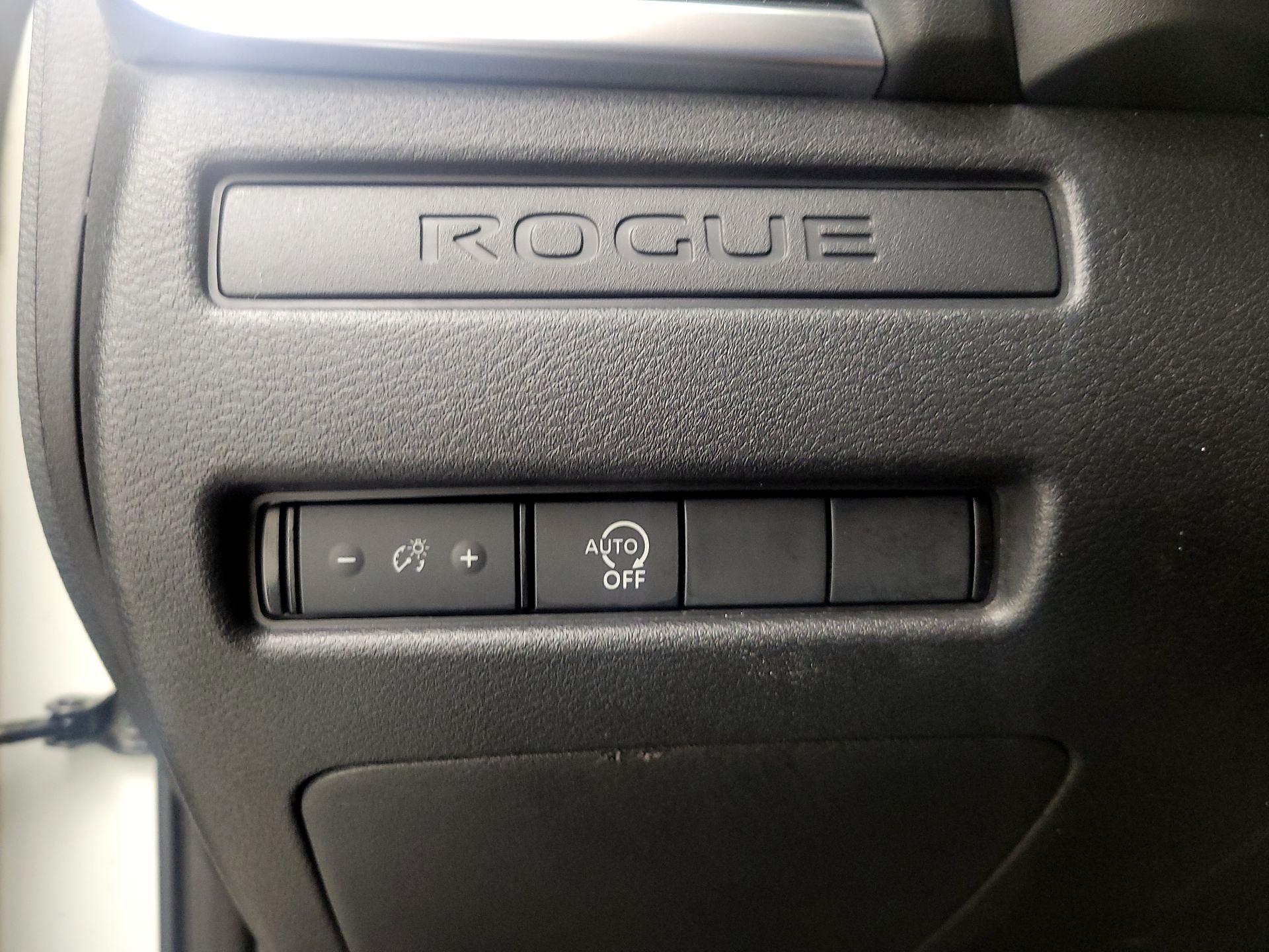 Thumbnail: 2023 Nissan Rogue - 13