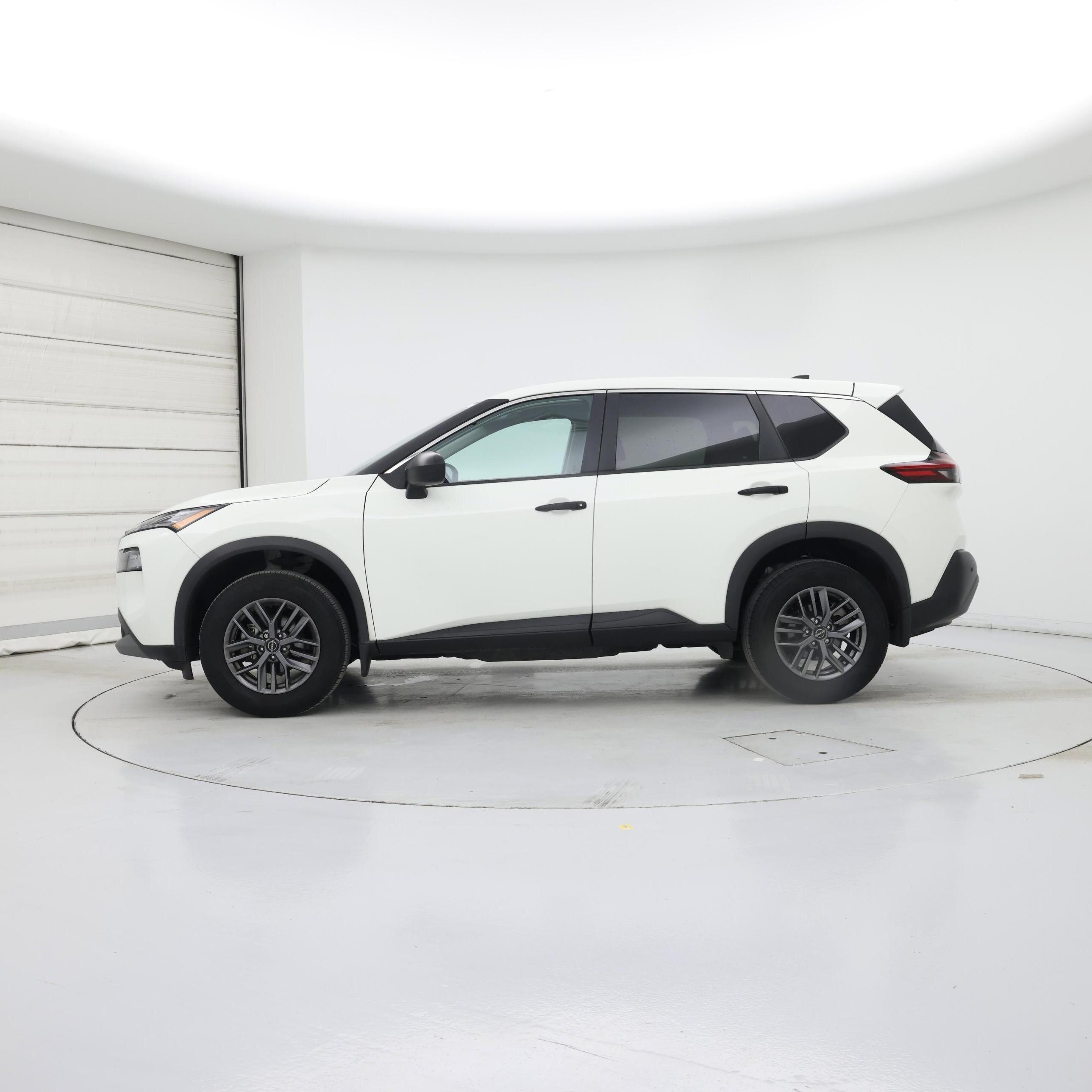 Thumbnail: 2023 Nissan Rogue - 3