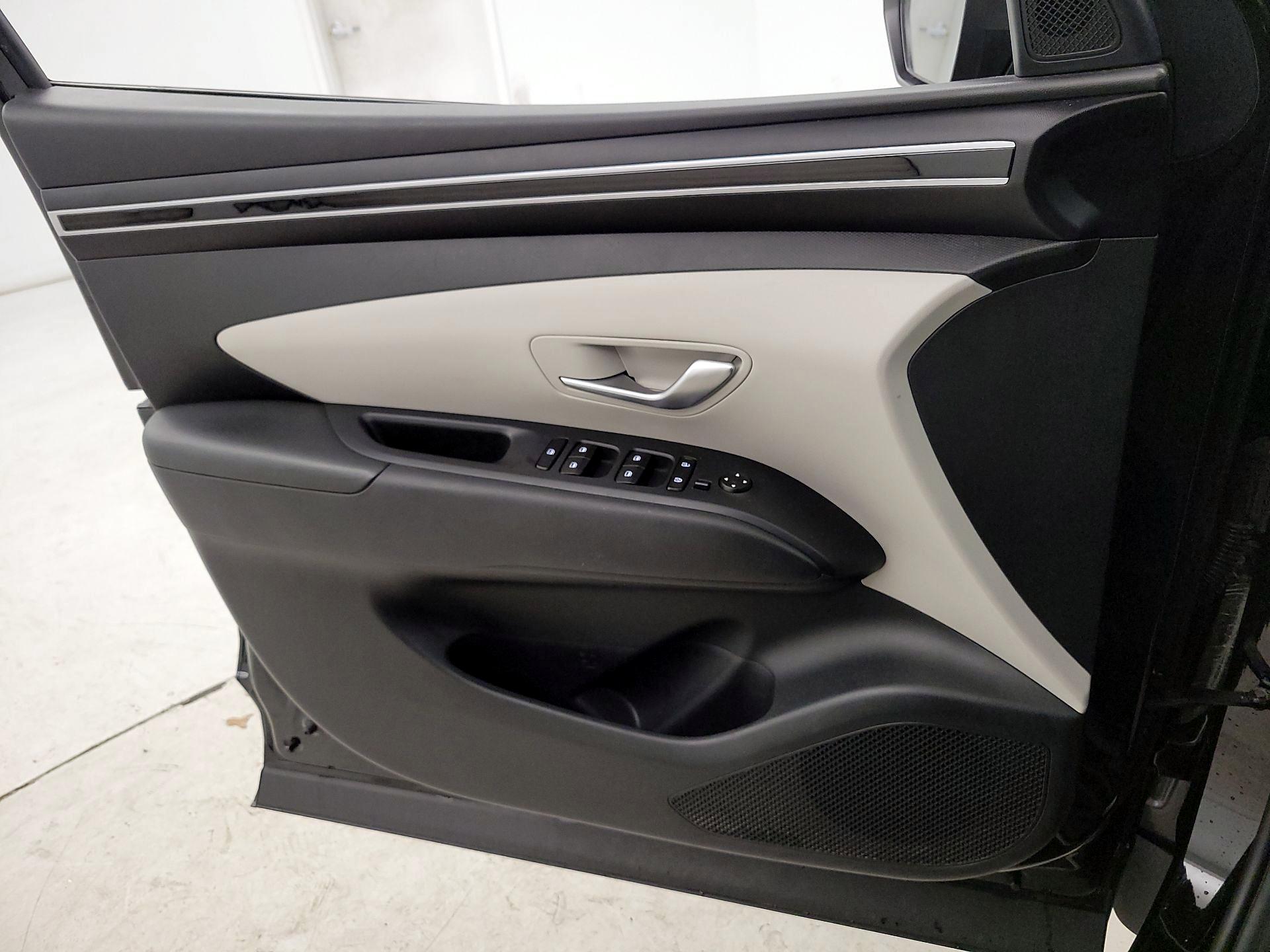 Thumbnail: 2023 Hyundai Tucson - 12