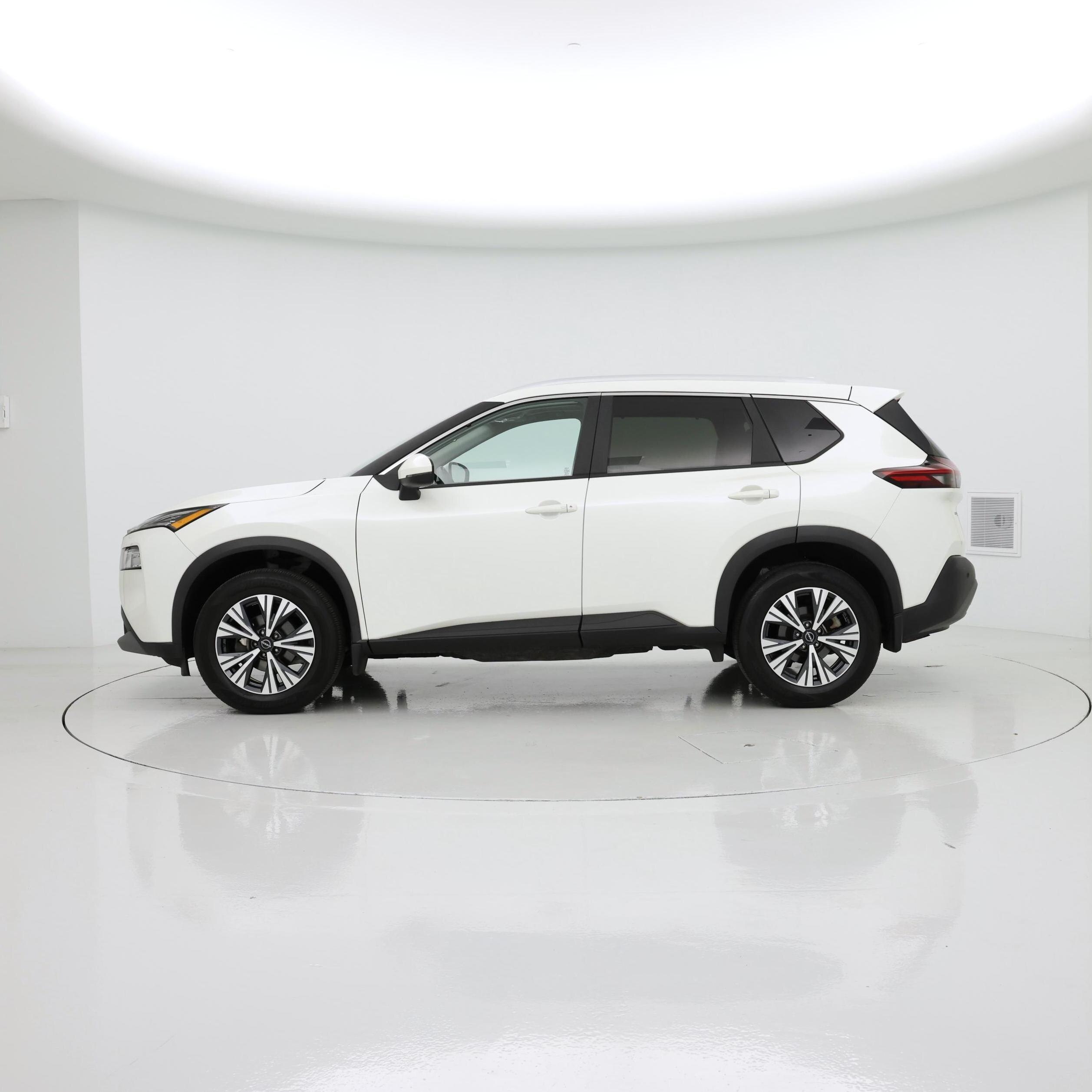 Thumbnail: 2023 Nissan Rogue - 3