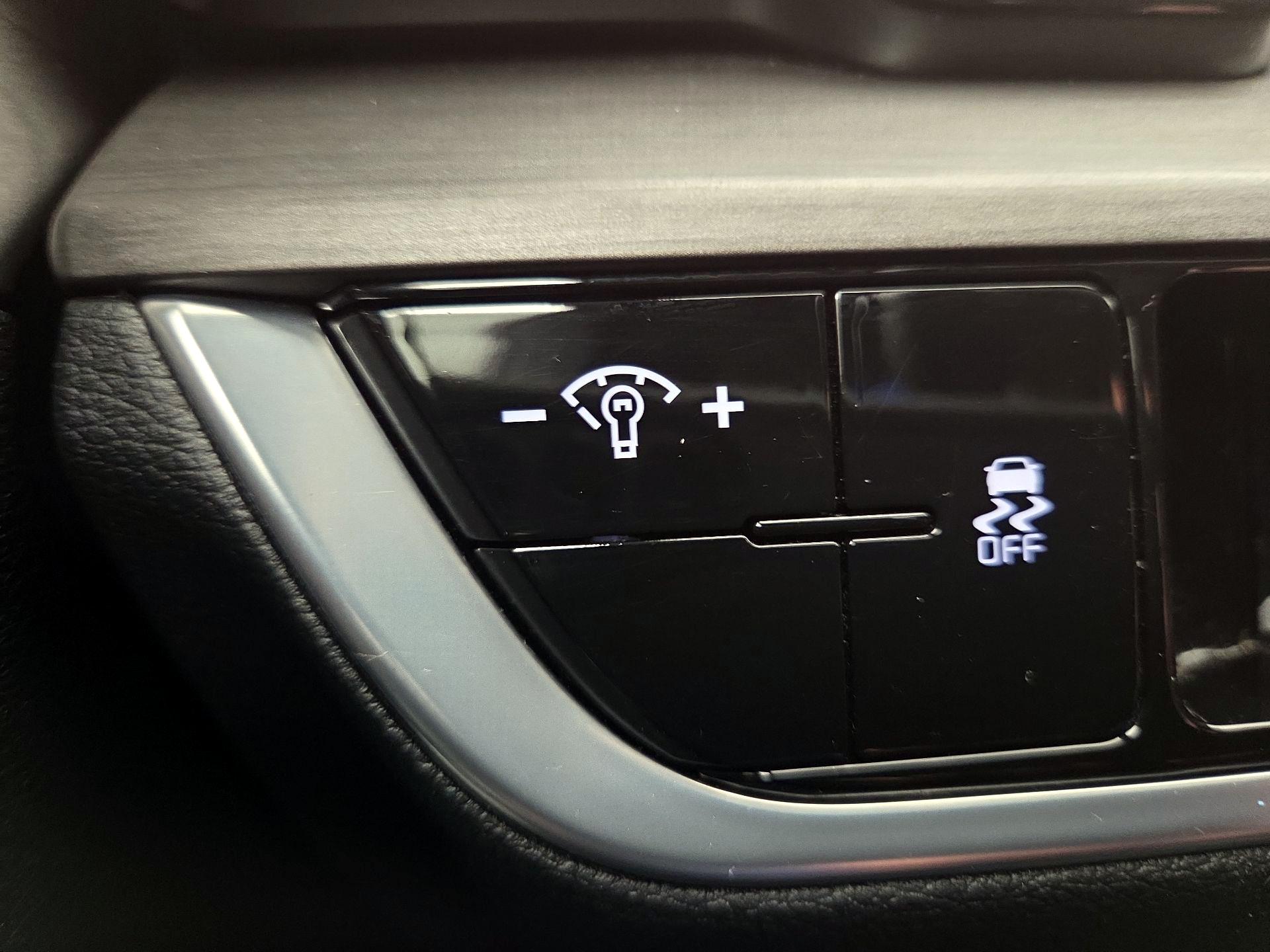 Thumbnail: 2023 Kia Sportage - 13