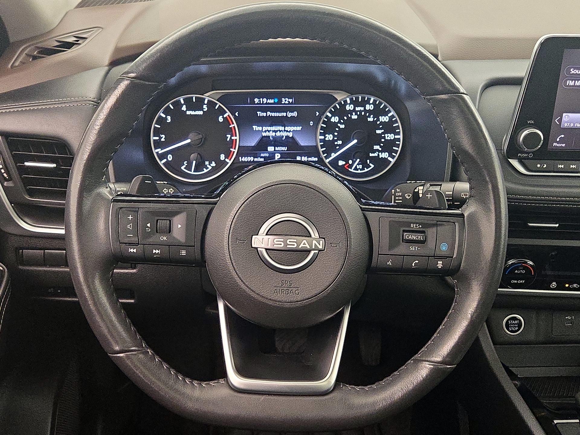 Thumbnail: 2023 Nissan Rogue - 10