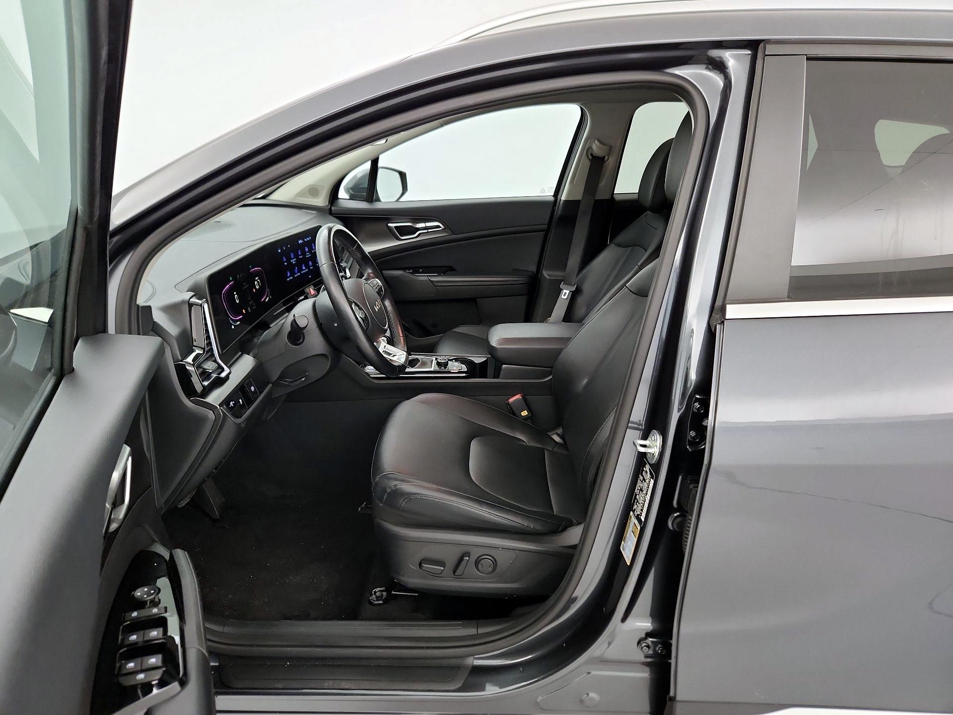 Thumbnail: 2023 Kia Sportage - 11