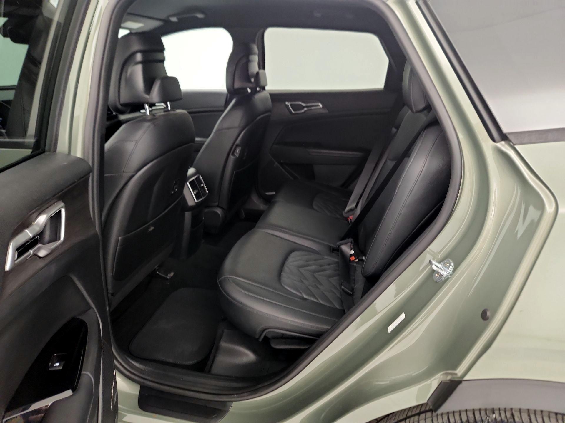 Thumbnail: 2023 Kia Sportage - 19