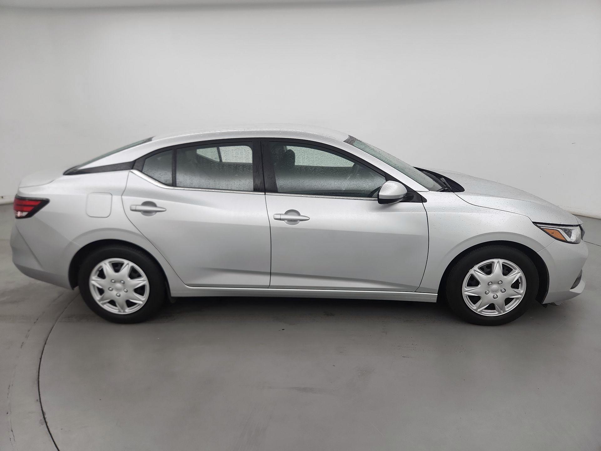 Thumbnail: 2022 Nissan Sentra - 4