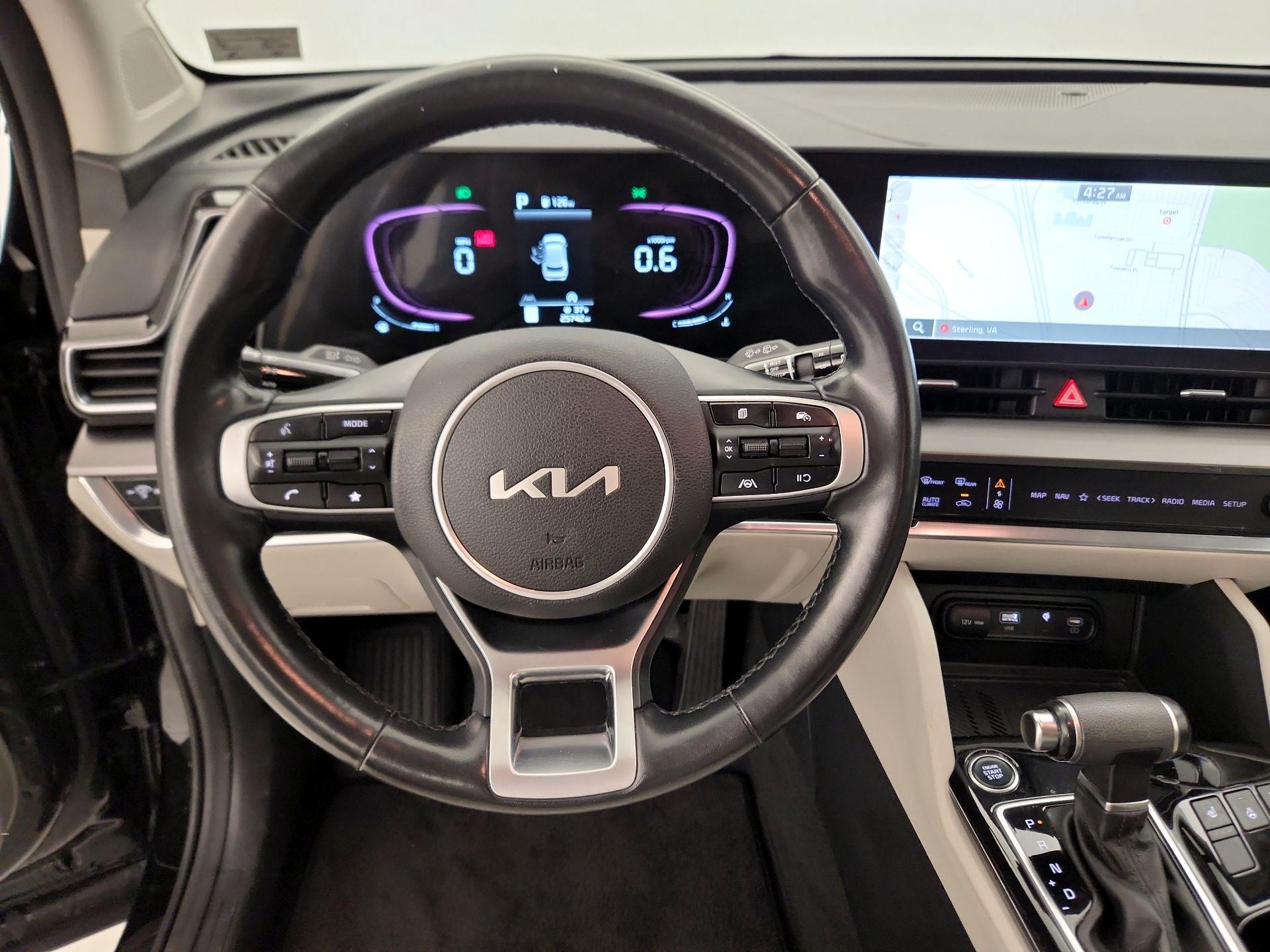 Thumbnail: 2023 Kia Sportage - 10