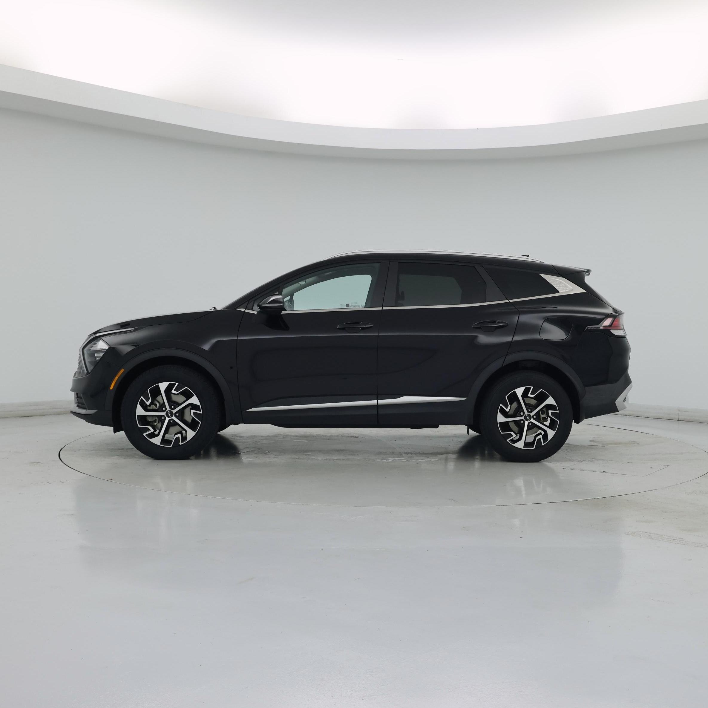 Thumbnail: 2023 Kia Sportage - 3