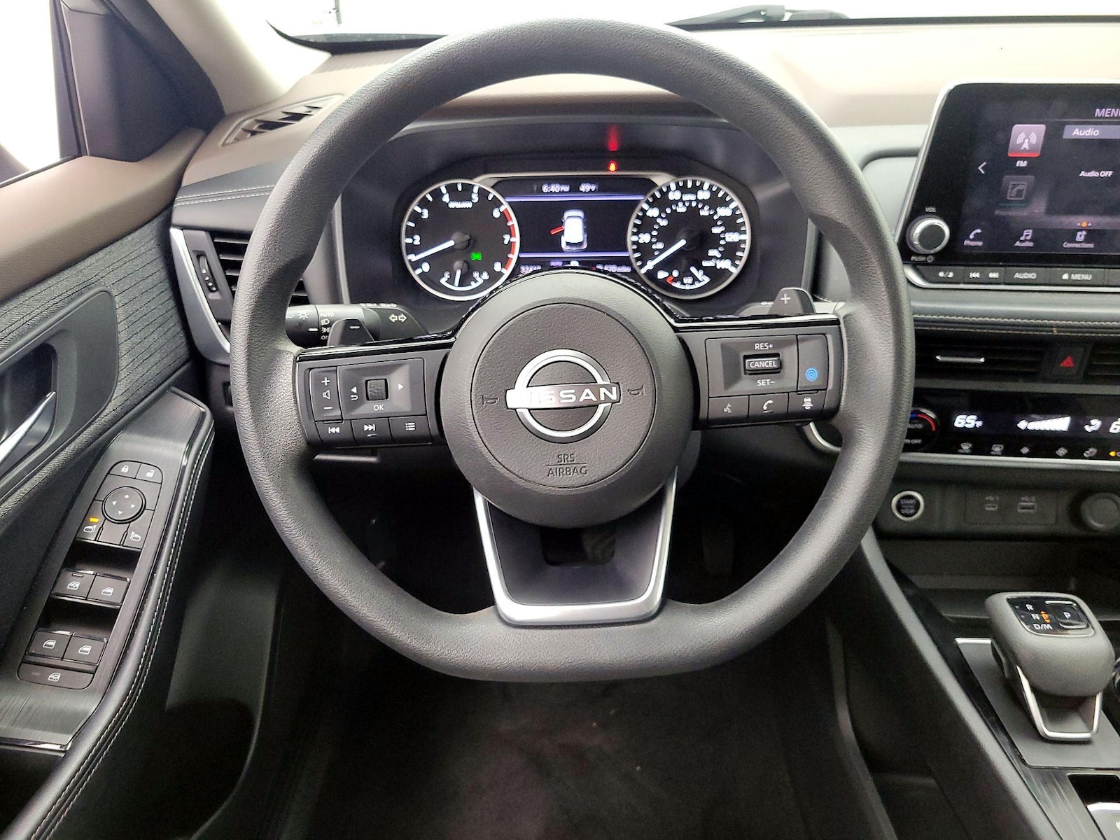 2023 Nissan Rogue SV - Photo 11