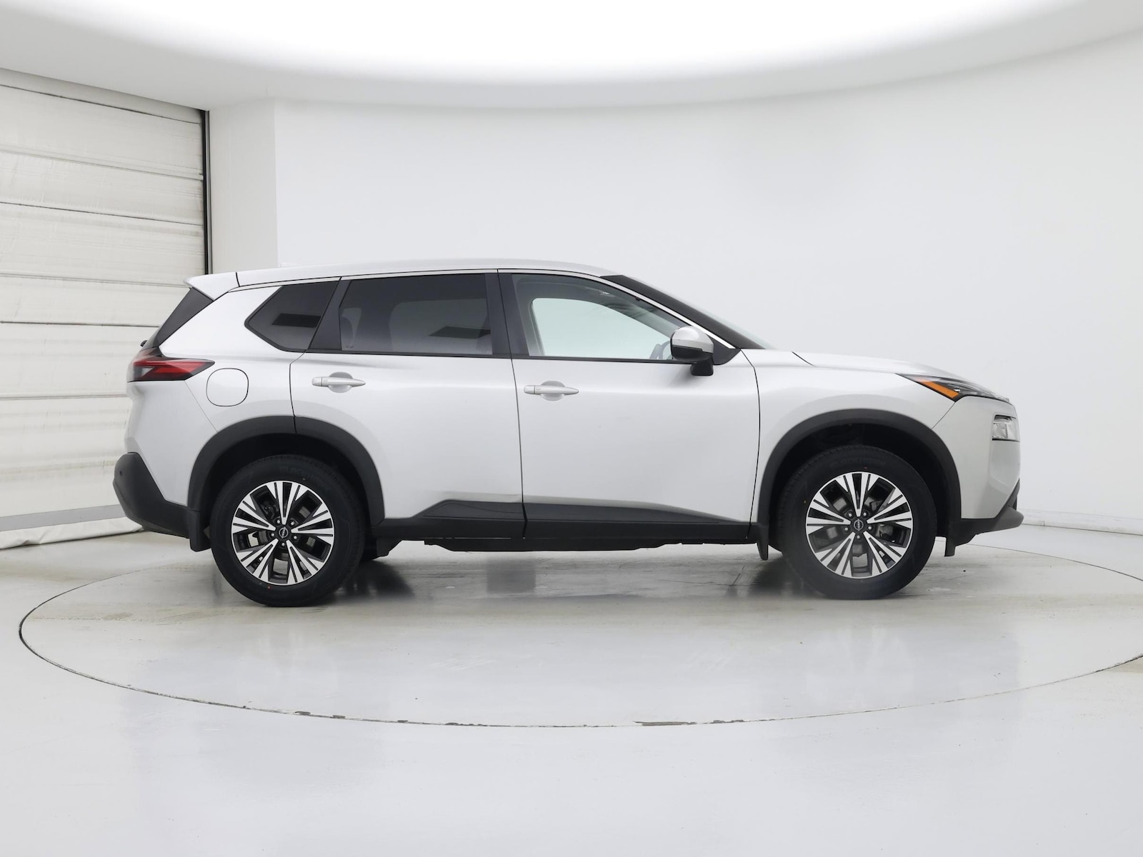 2023 Nissan Rogue SV - Photo 8