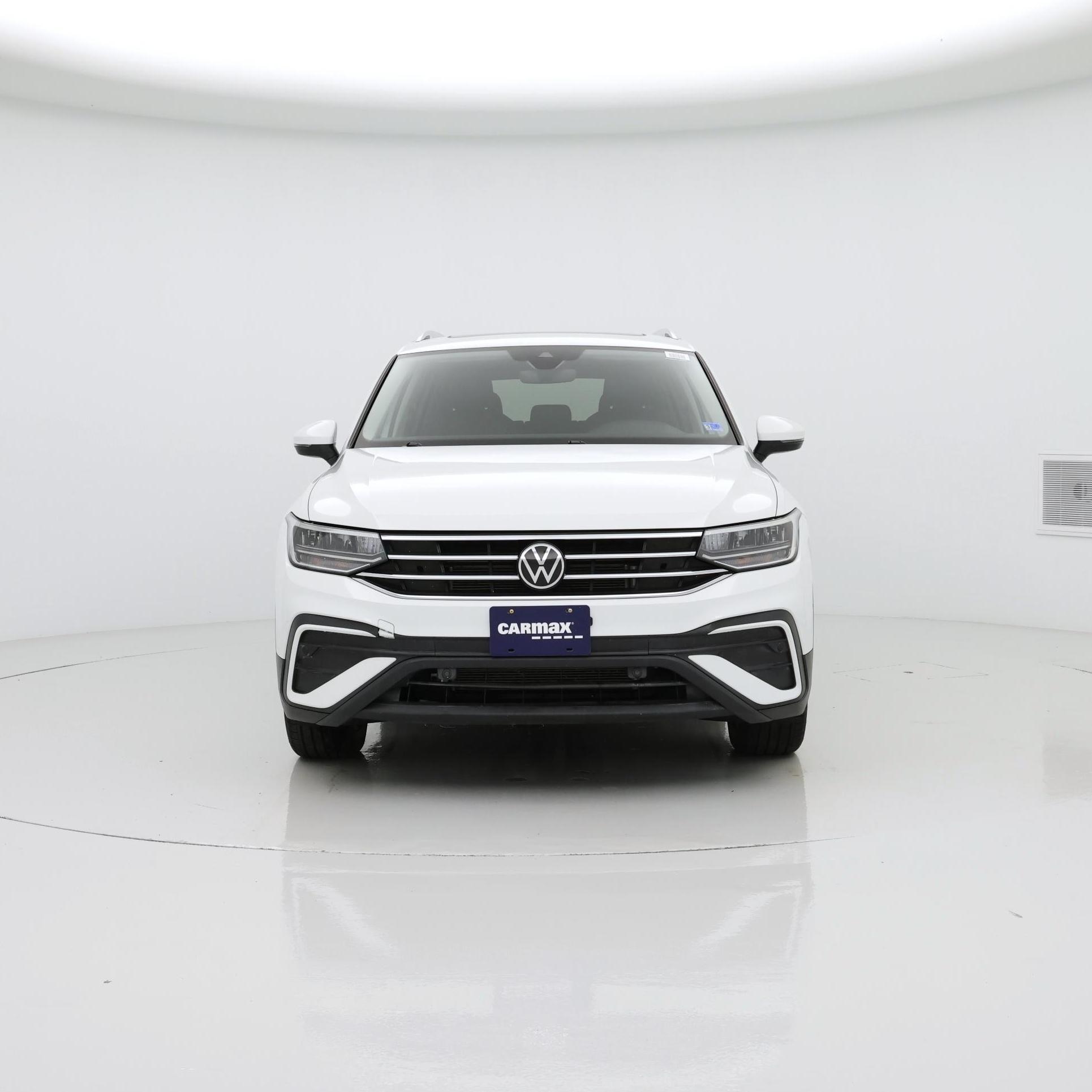 Thumbnail: 2022 Volkswagen Tiguan - 5