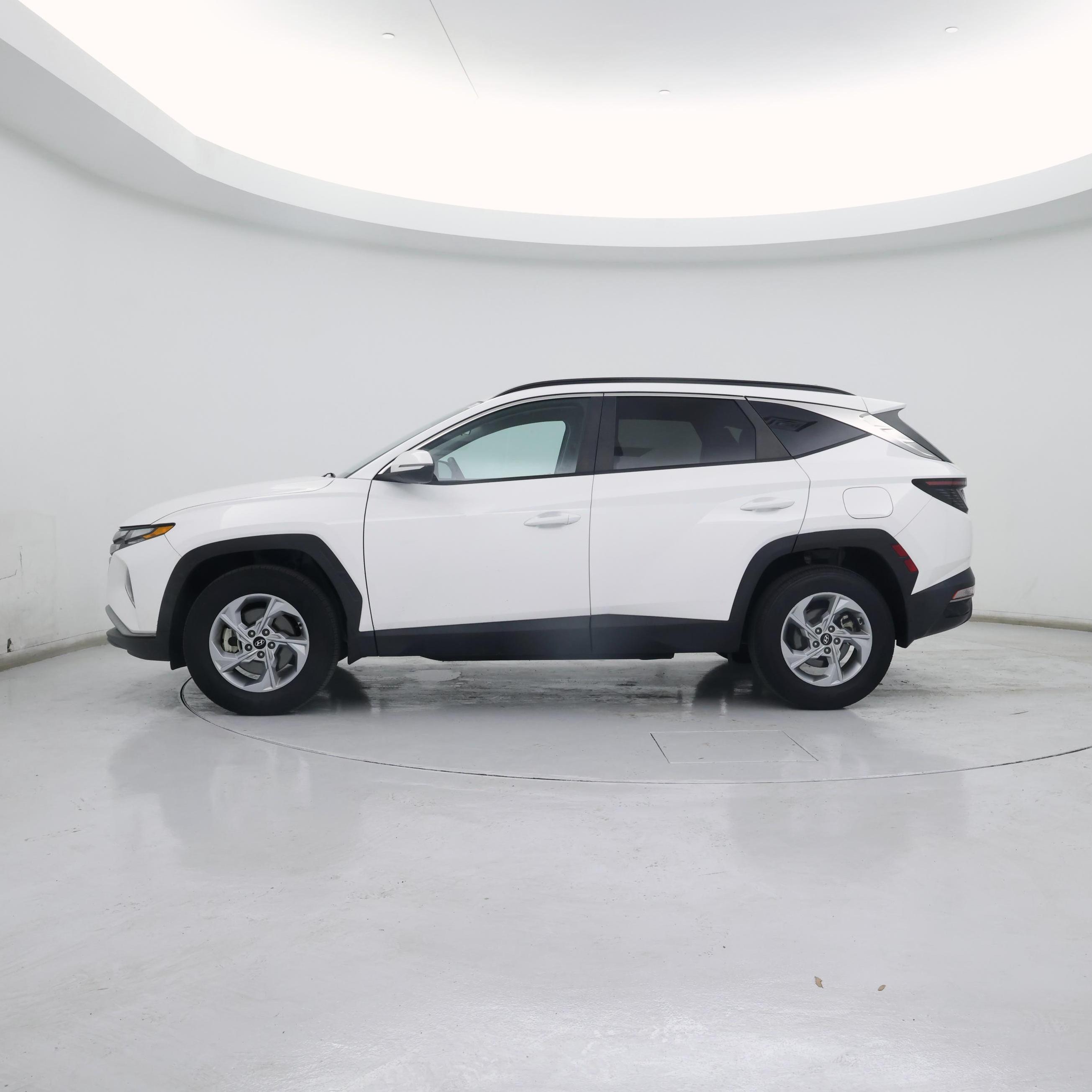 Thumbnail: 2023 Hyundai Tucson - 3