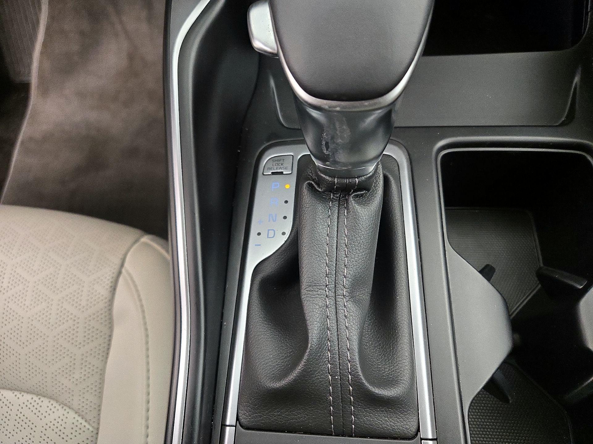 Thumbnail: 2023 Kia Sorento - 18