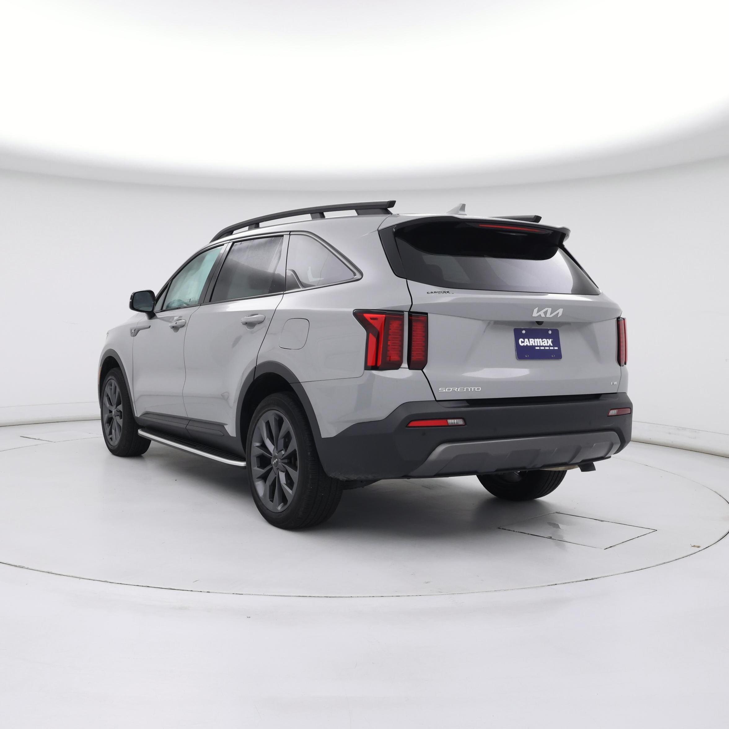 Thumbnail: 2023 Kia Sorento - 2