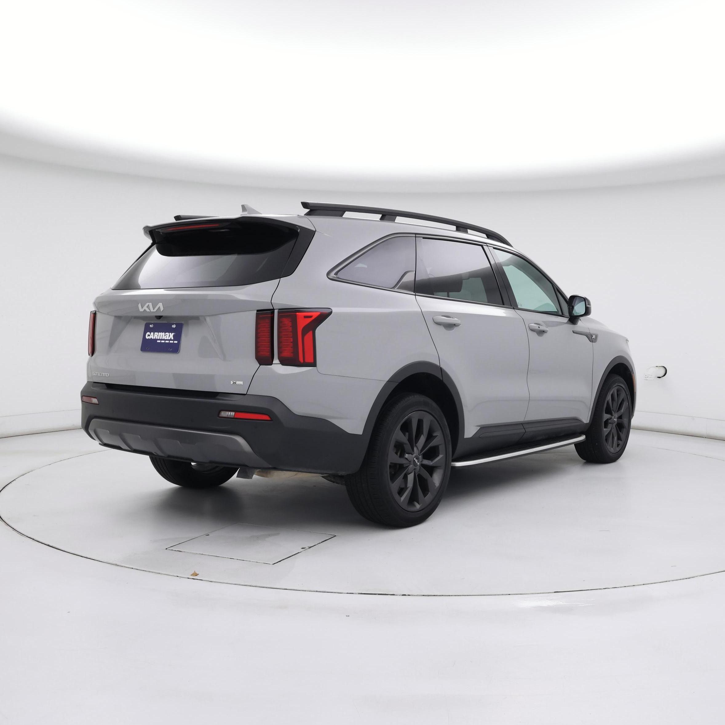 Thumbnail: 2023 Kia Sorento - 8