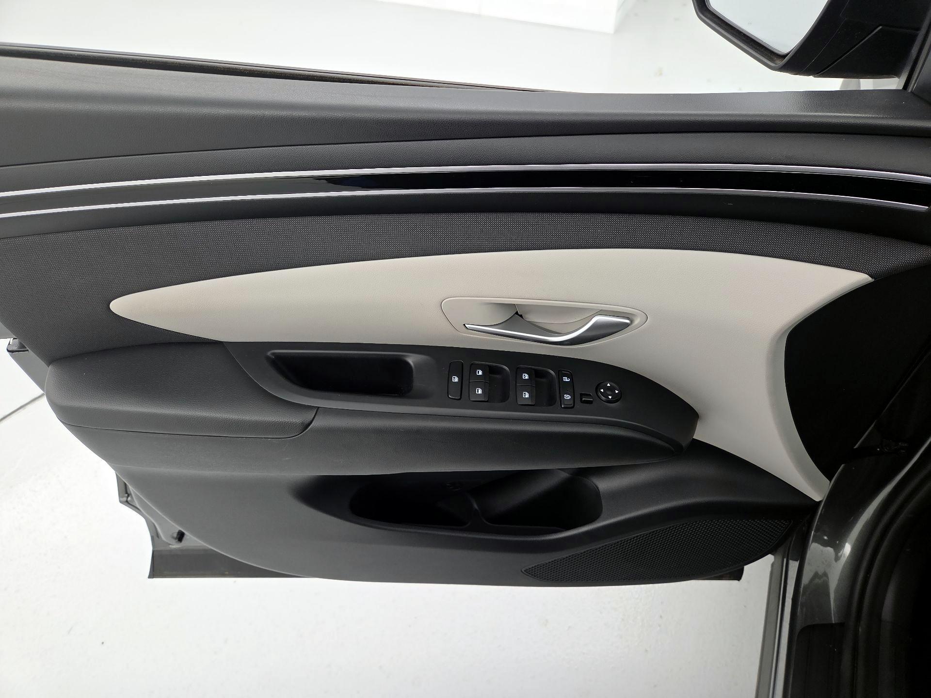Thumbnail: 2023 Hyundai Tucson - 12
