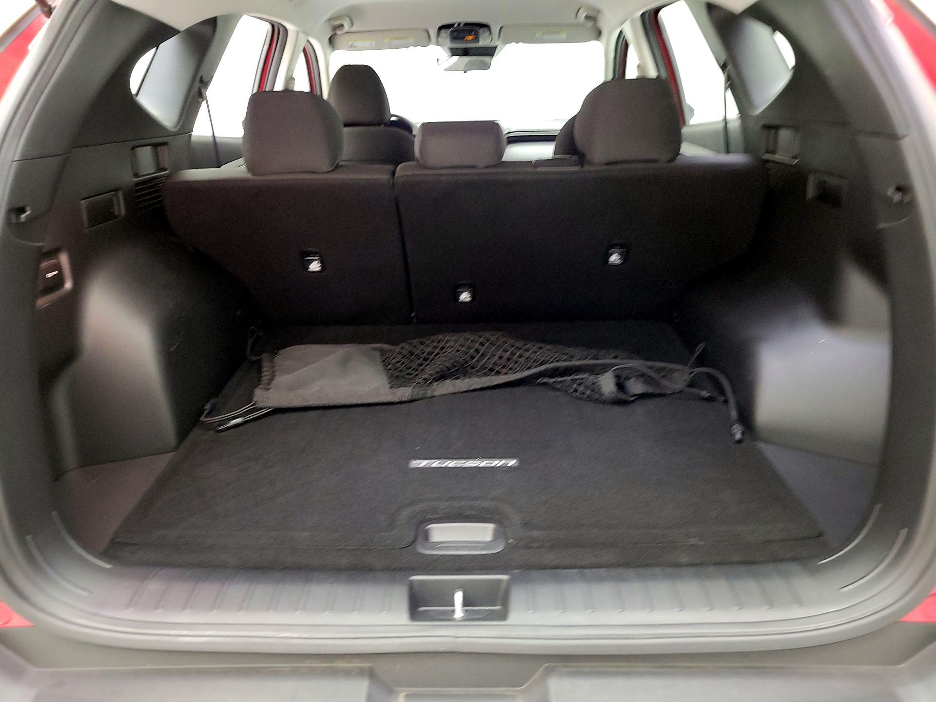 Thumbnail: 2023 Hyundai Tucson - 18