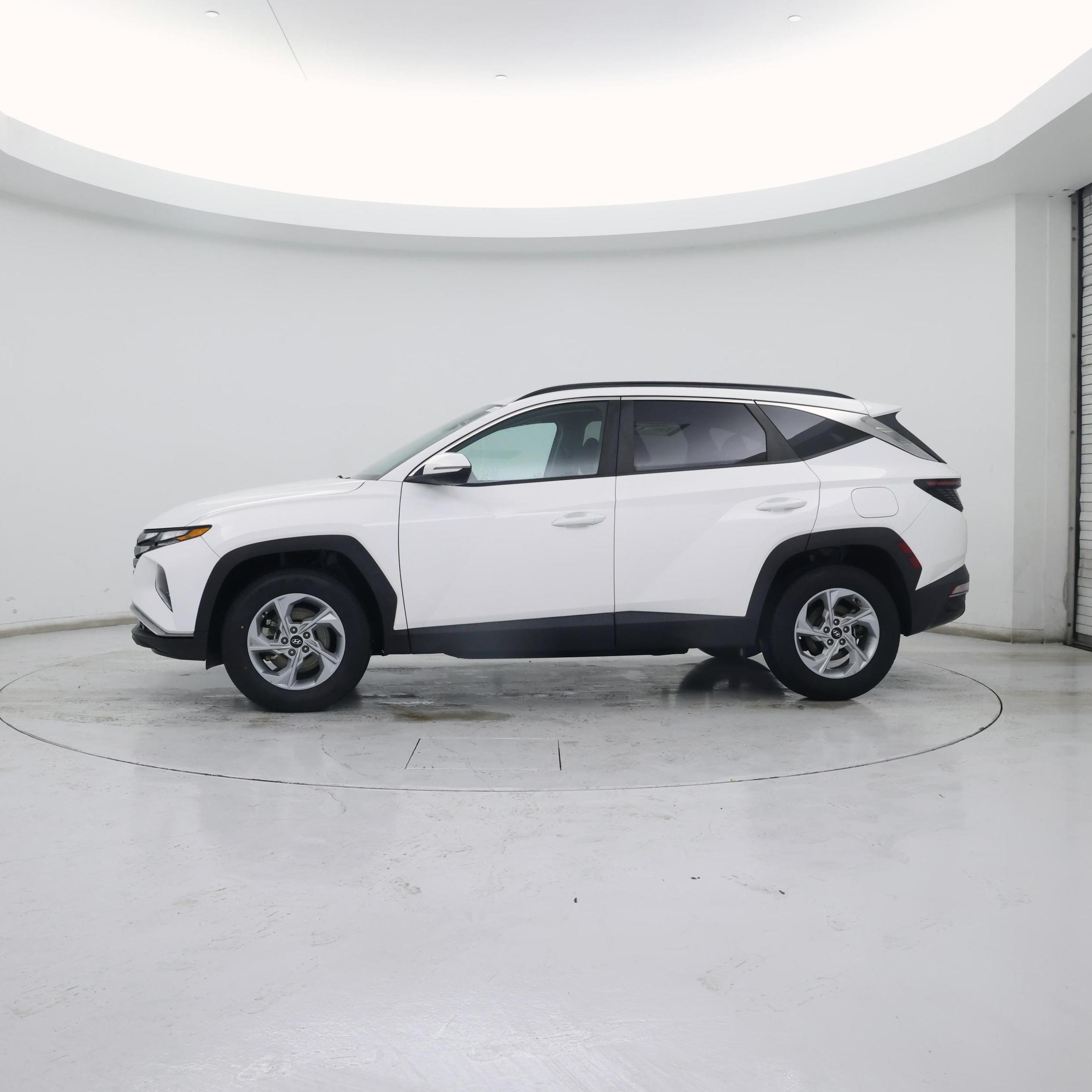 Thumbnail: 2023 Hyundai Tucson - 3