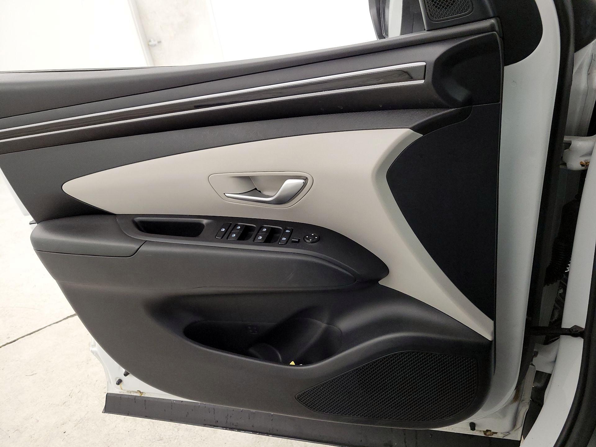 Thumbnail: 2023 Hyundai Tucson - 12